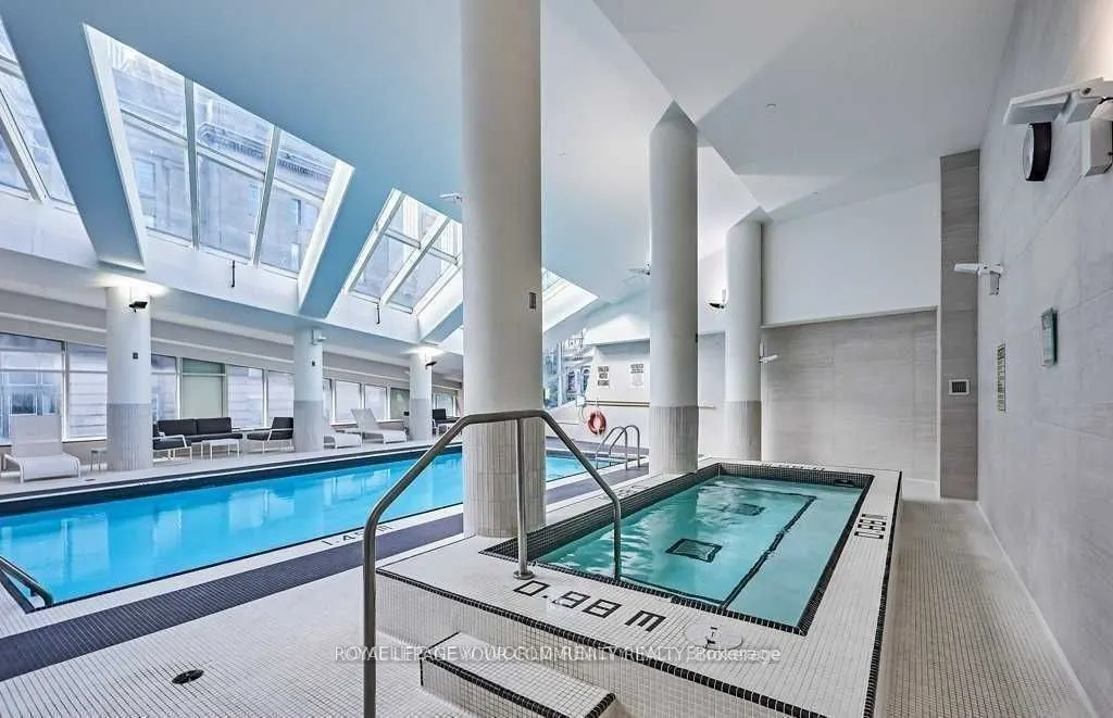 8 The Esplanade, #601