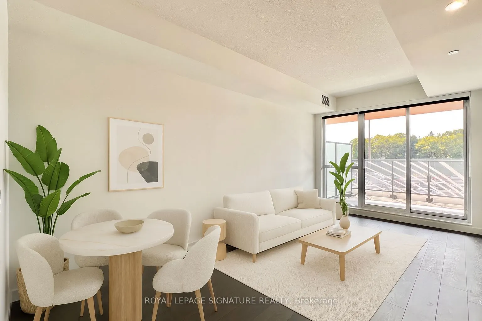 27 Mcmahon Drive, #305