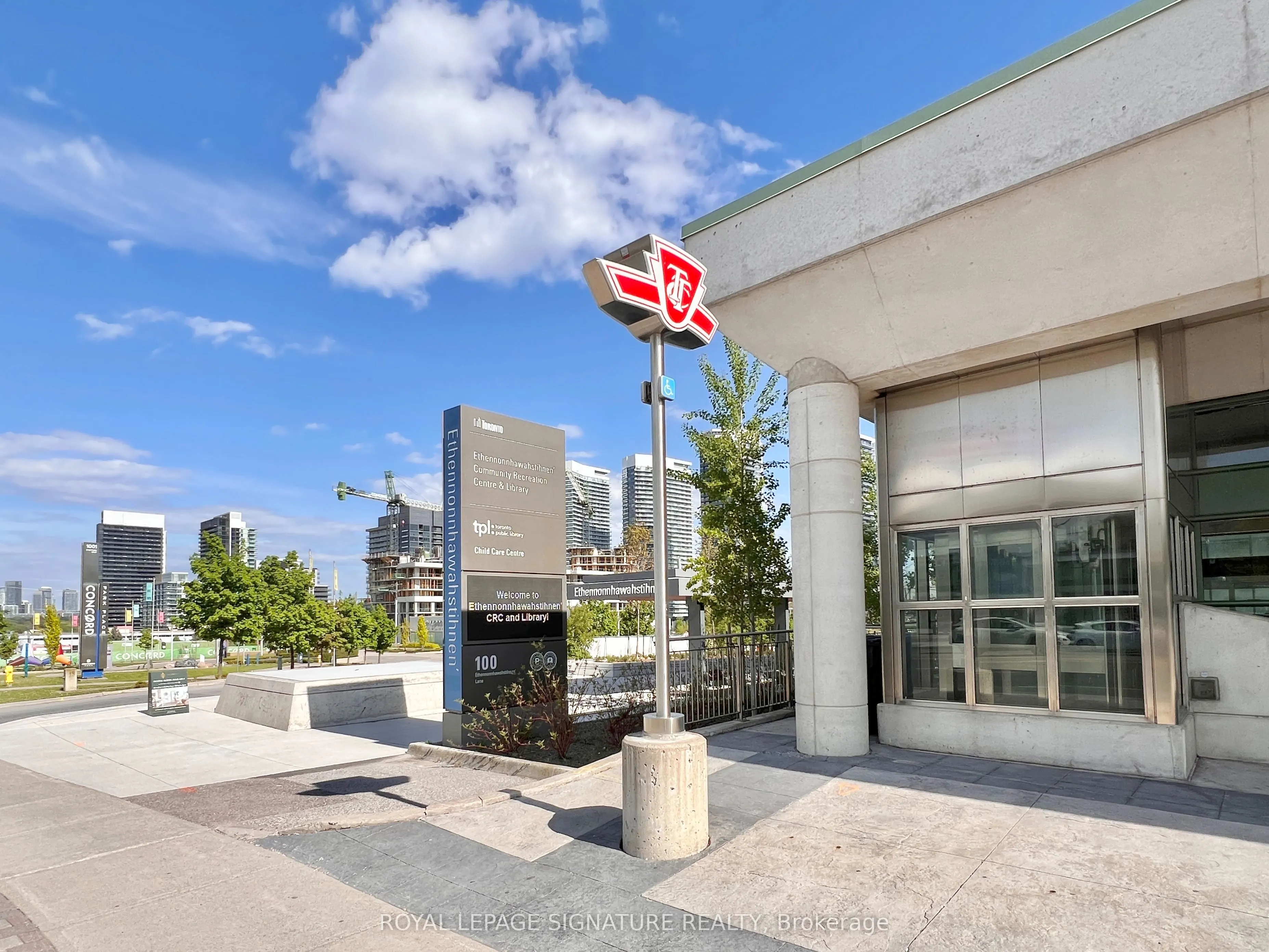 27 Mcmahon Drive, #305