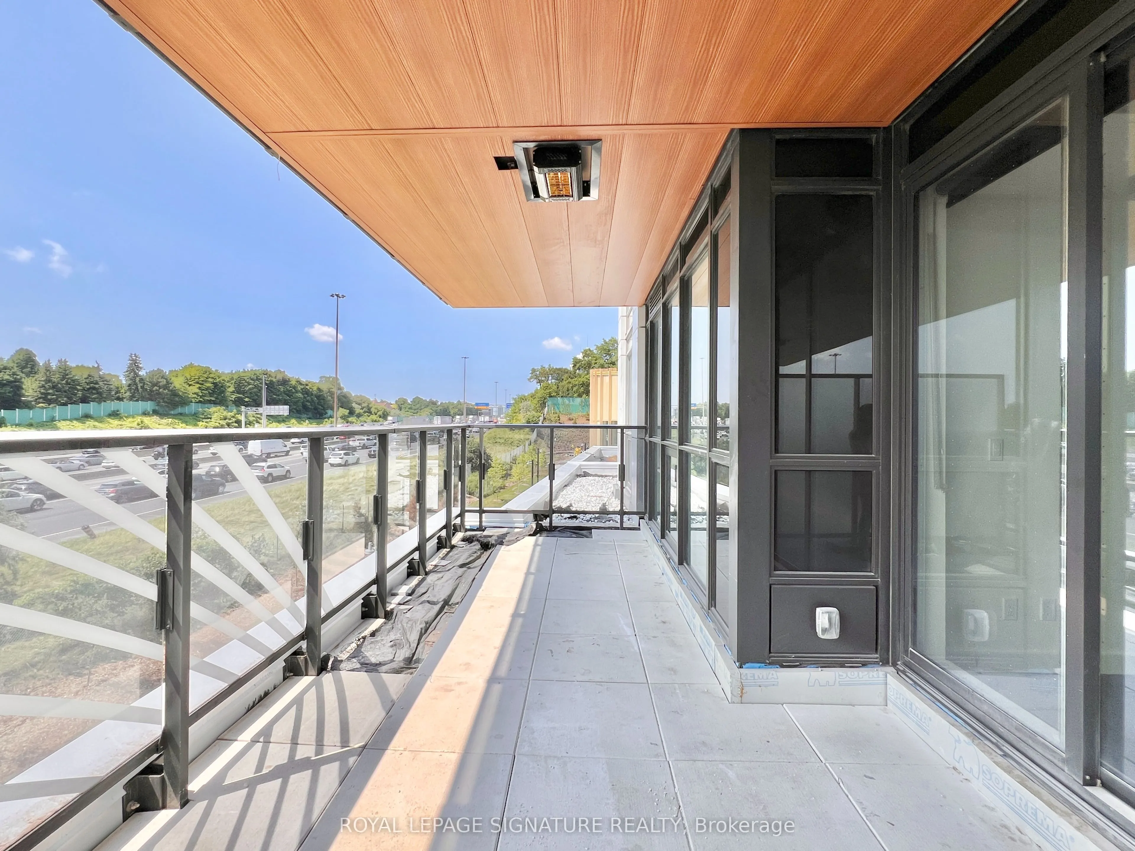 27 Mcmahon Drive, #305