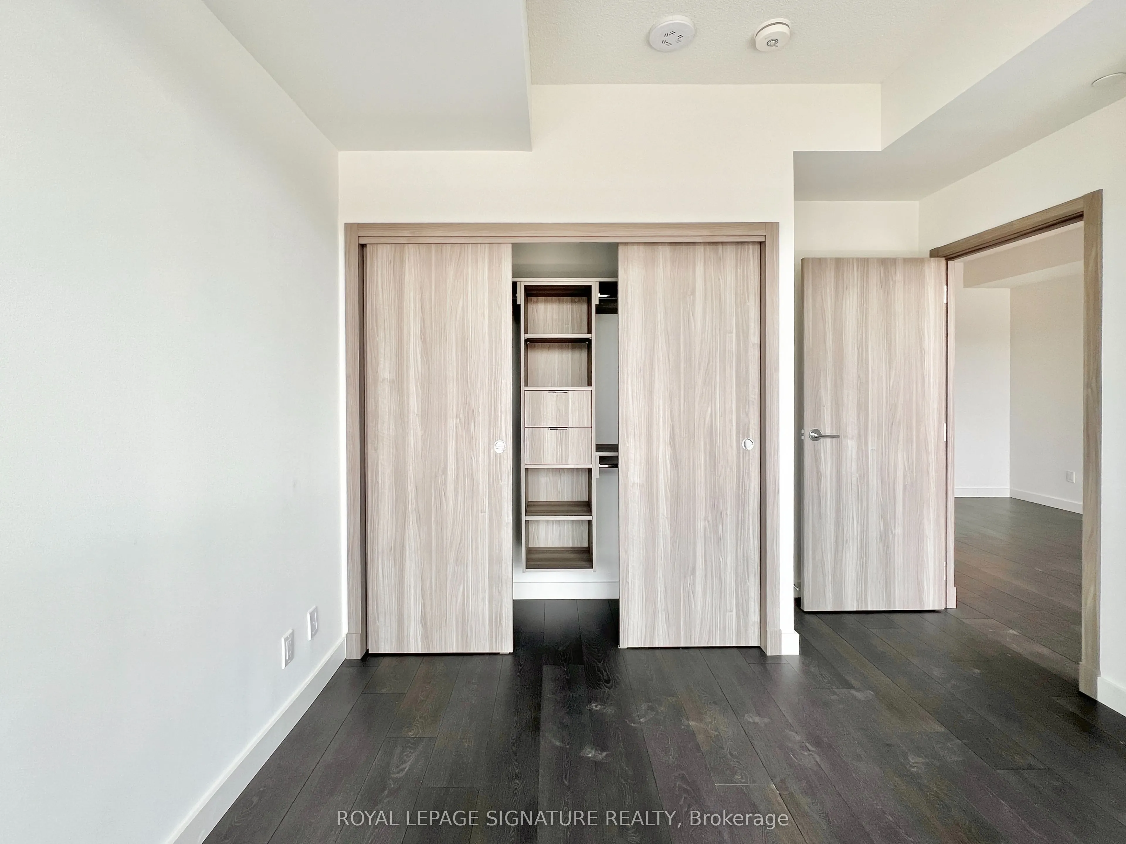 27 Mcmahon Drive, #305