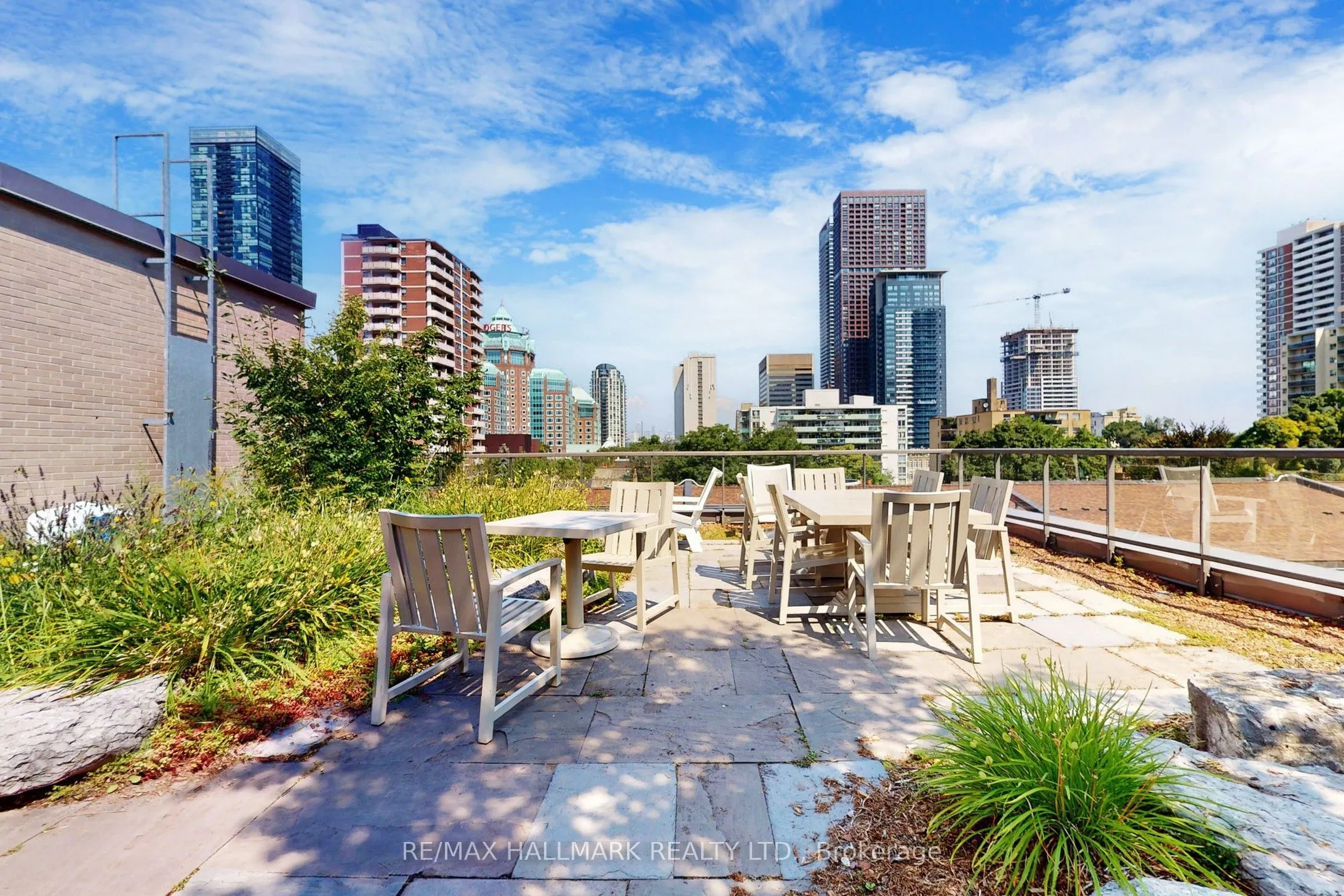 10 Wellesley Place, #206
