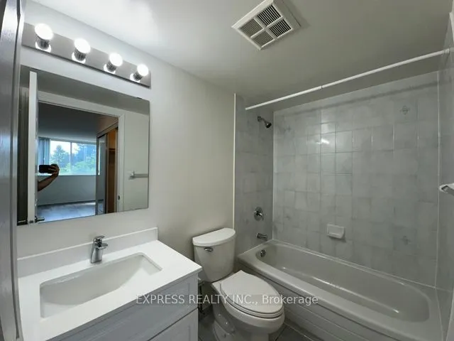 39 Pemberton Avenue, #215