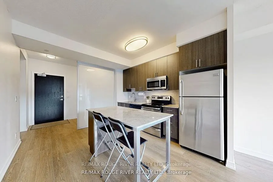 225 Sackville (Lease) Street, #908