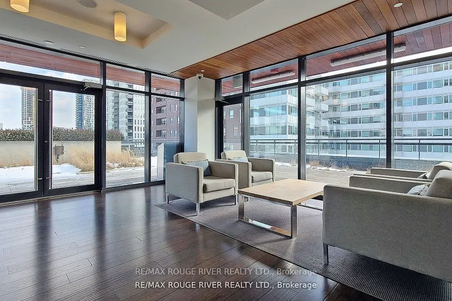 225 Sackville (Lease) Street, #908