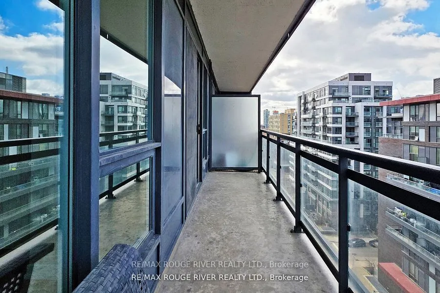225 Sackville (Lease) Street, #908