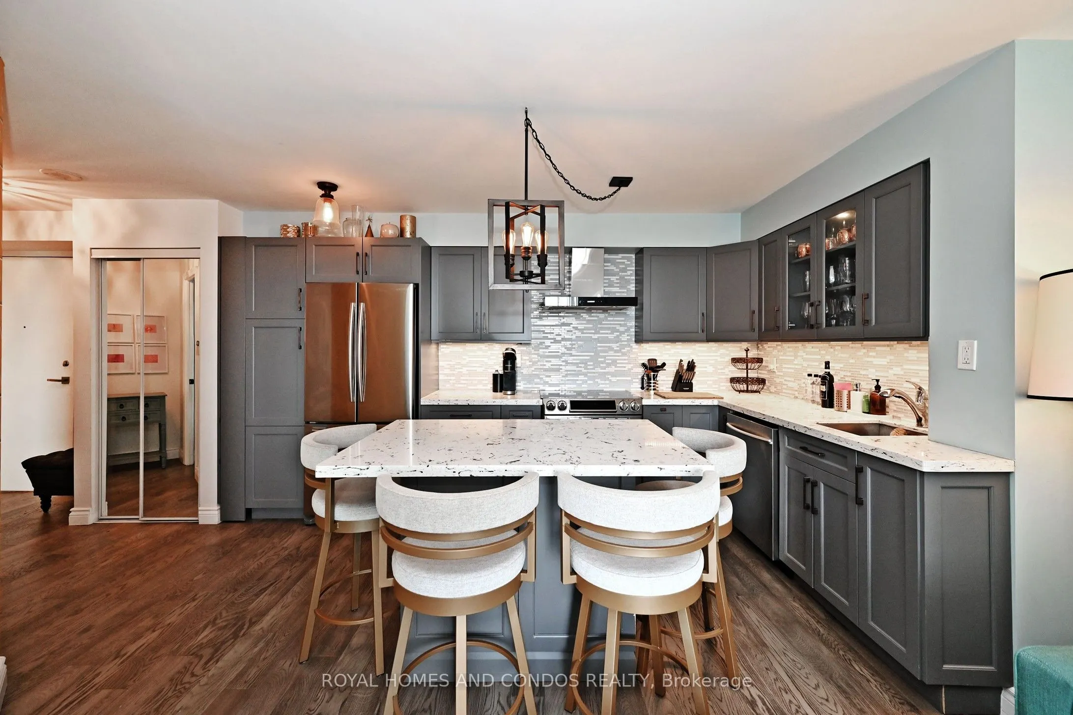 230 Queens Quay W, #618