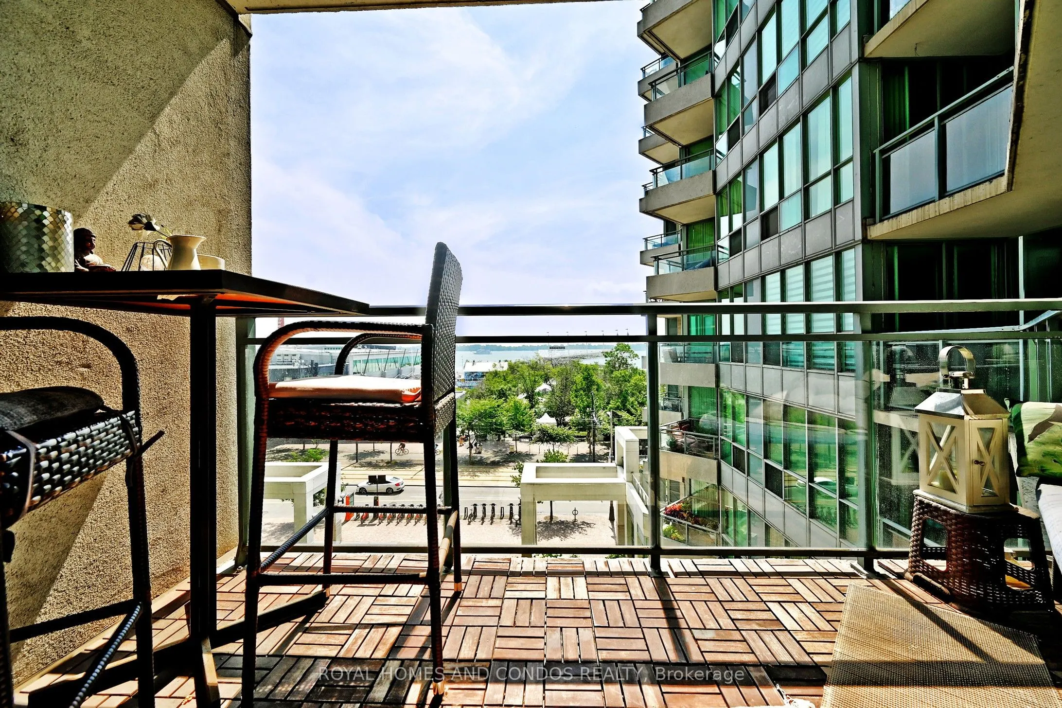230 Queens Quay W, #618