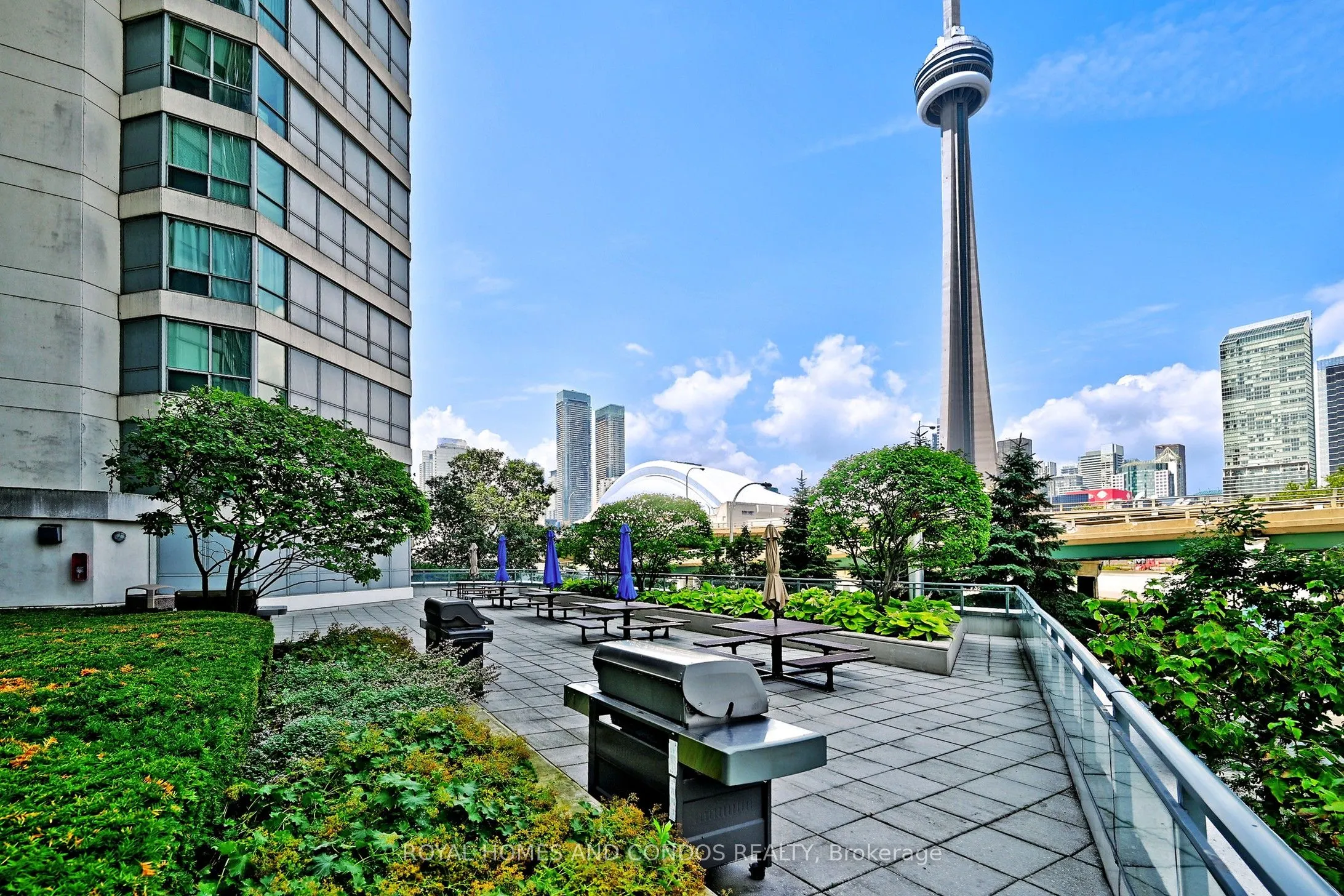230 Queens Quay W, #618