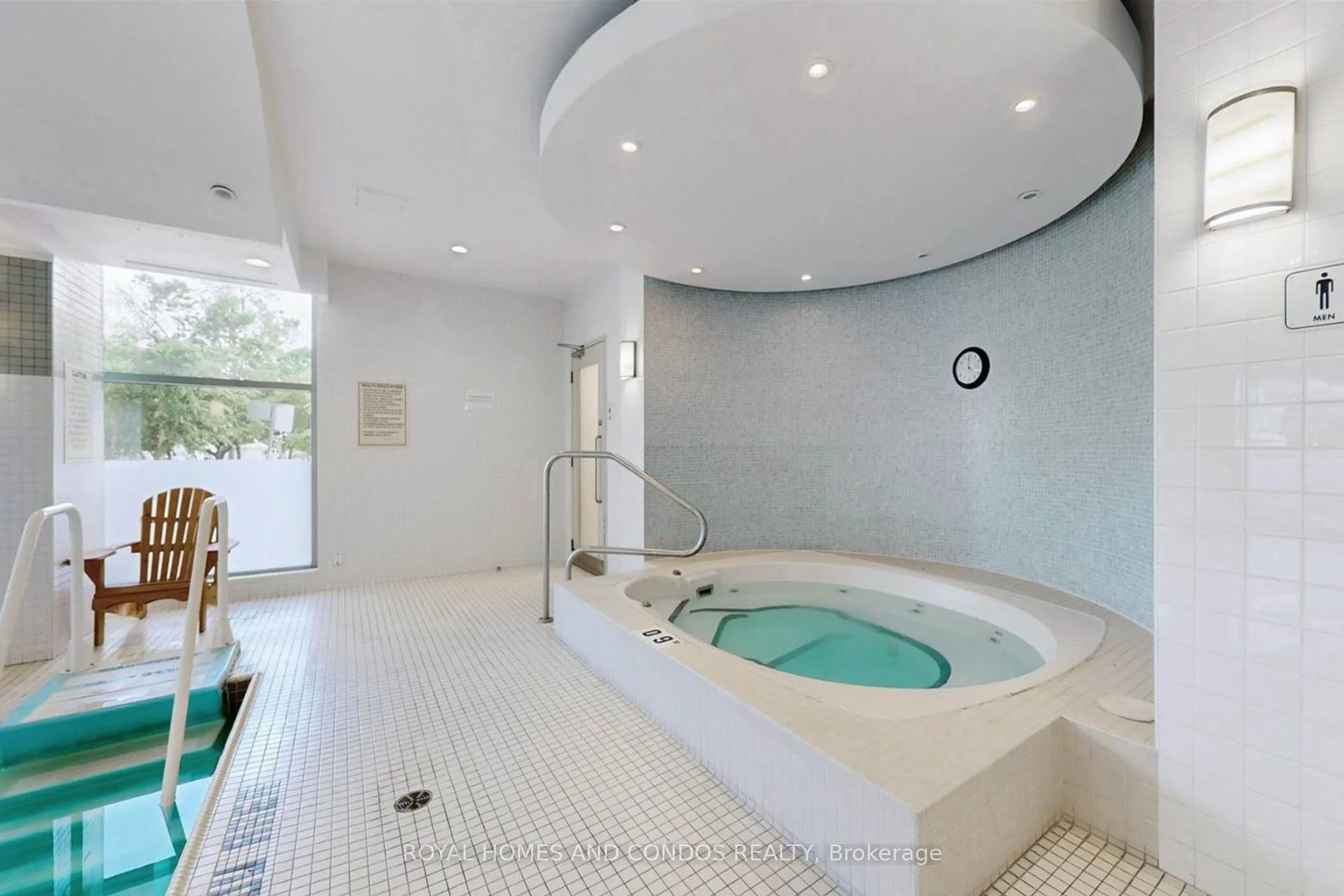 230 Queens Quay W, #618