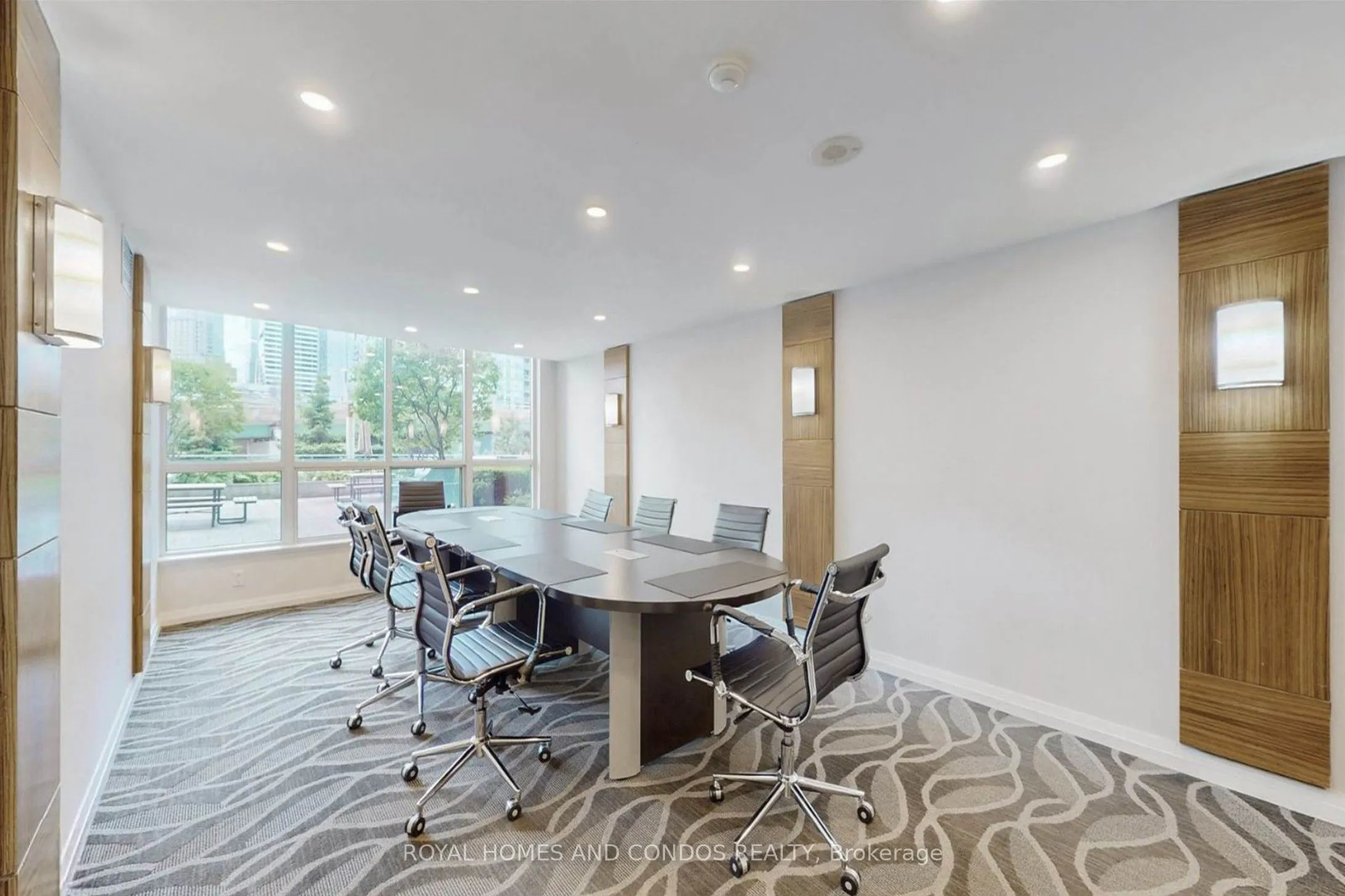 230 Queens Quay W, #618