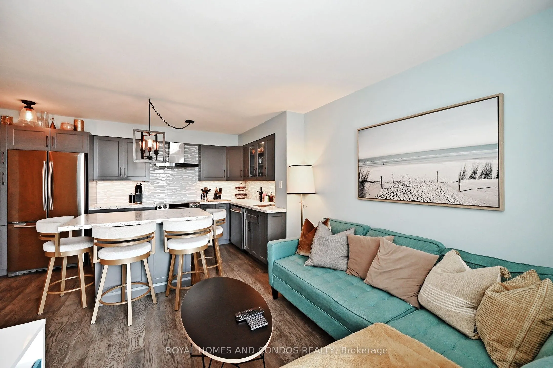230 Queens Quay W, #618