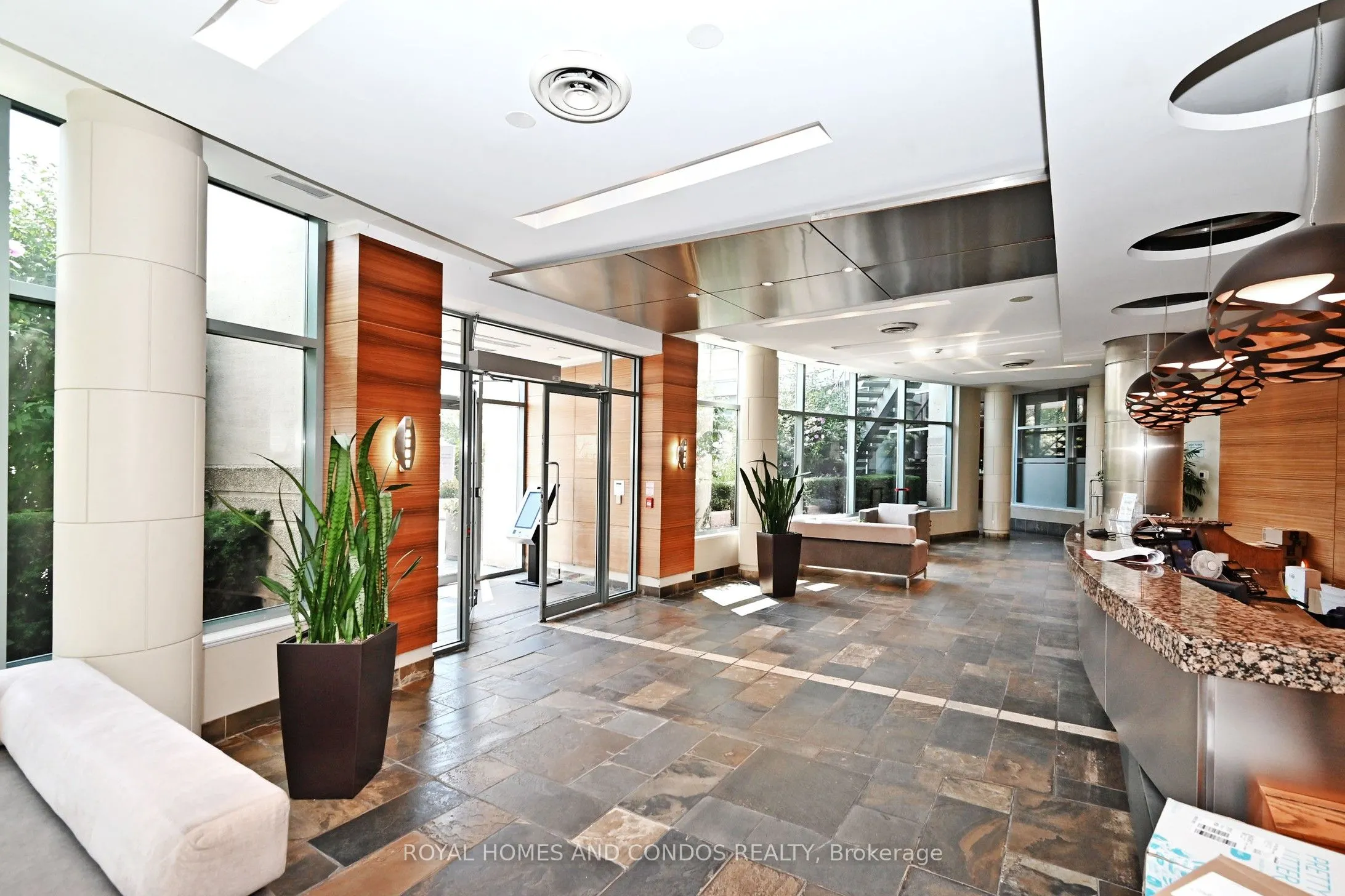 230 Queens Quay W, #618