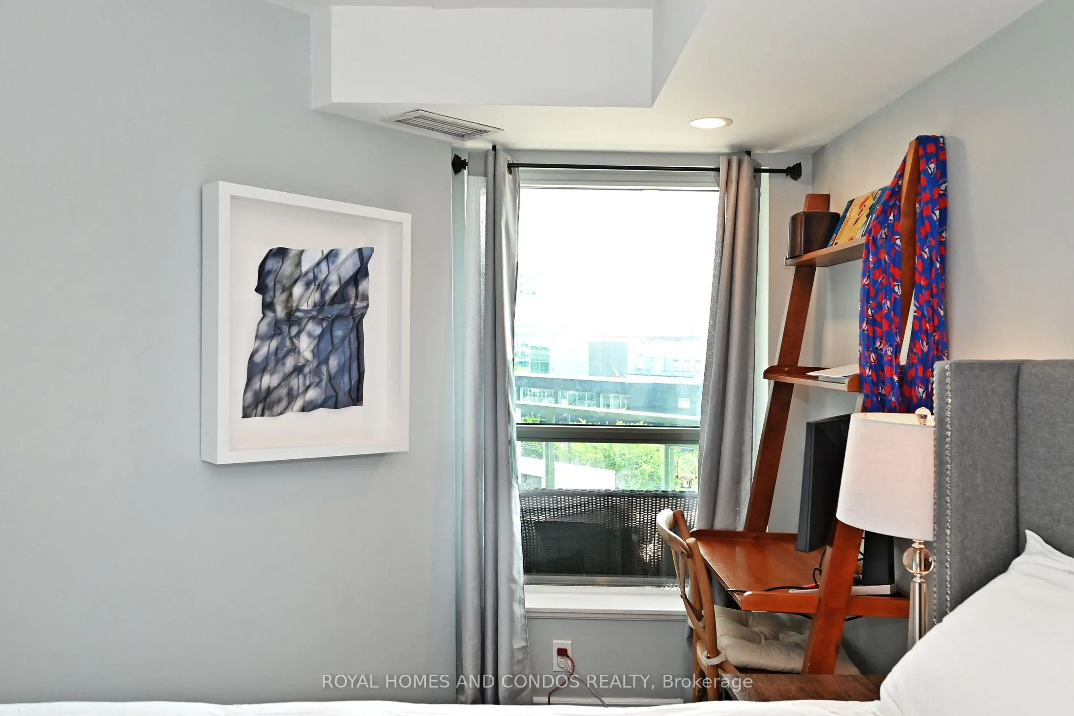 230 Queens Quay W, #618