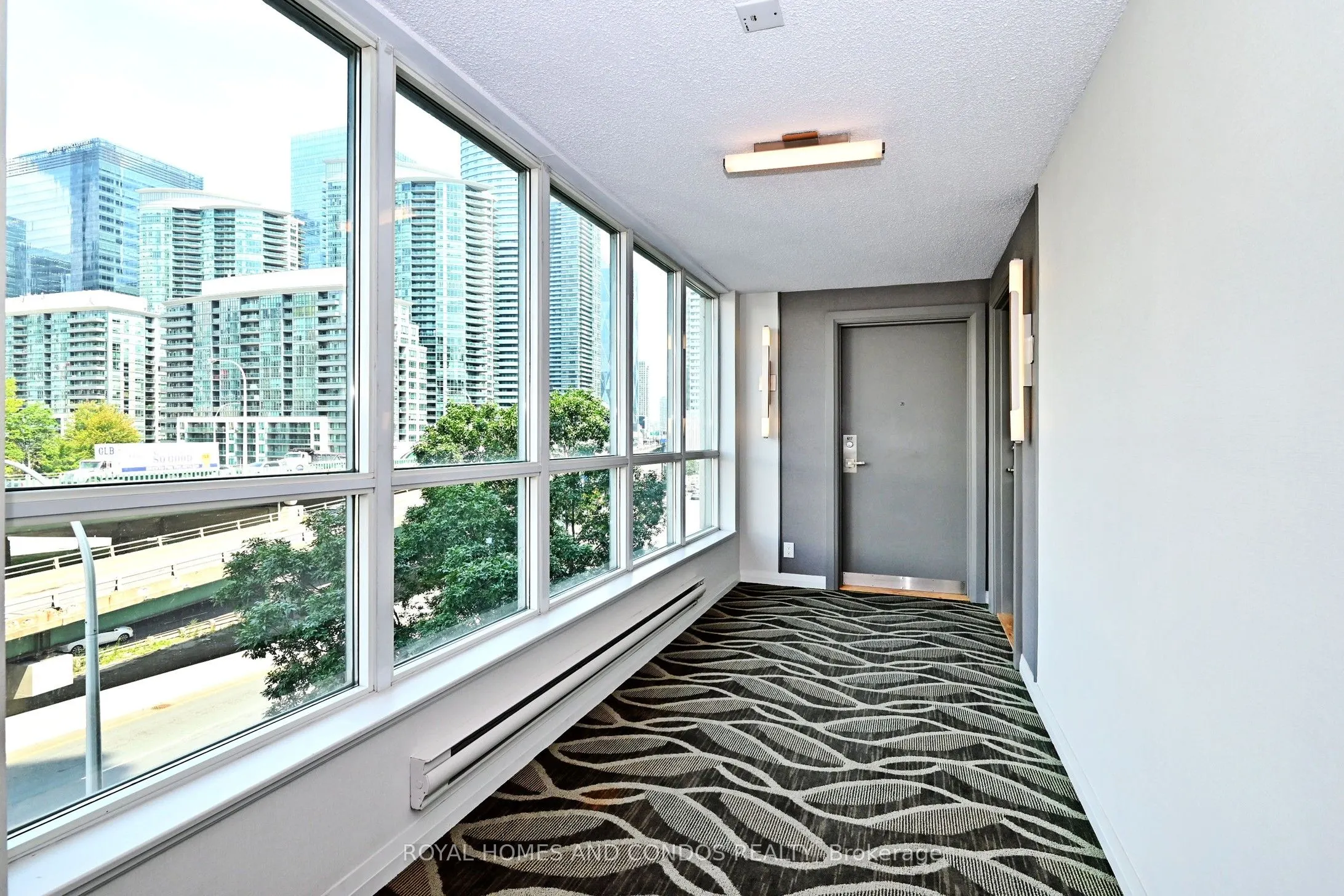 230 Queens Quay W, #618