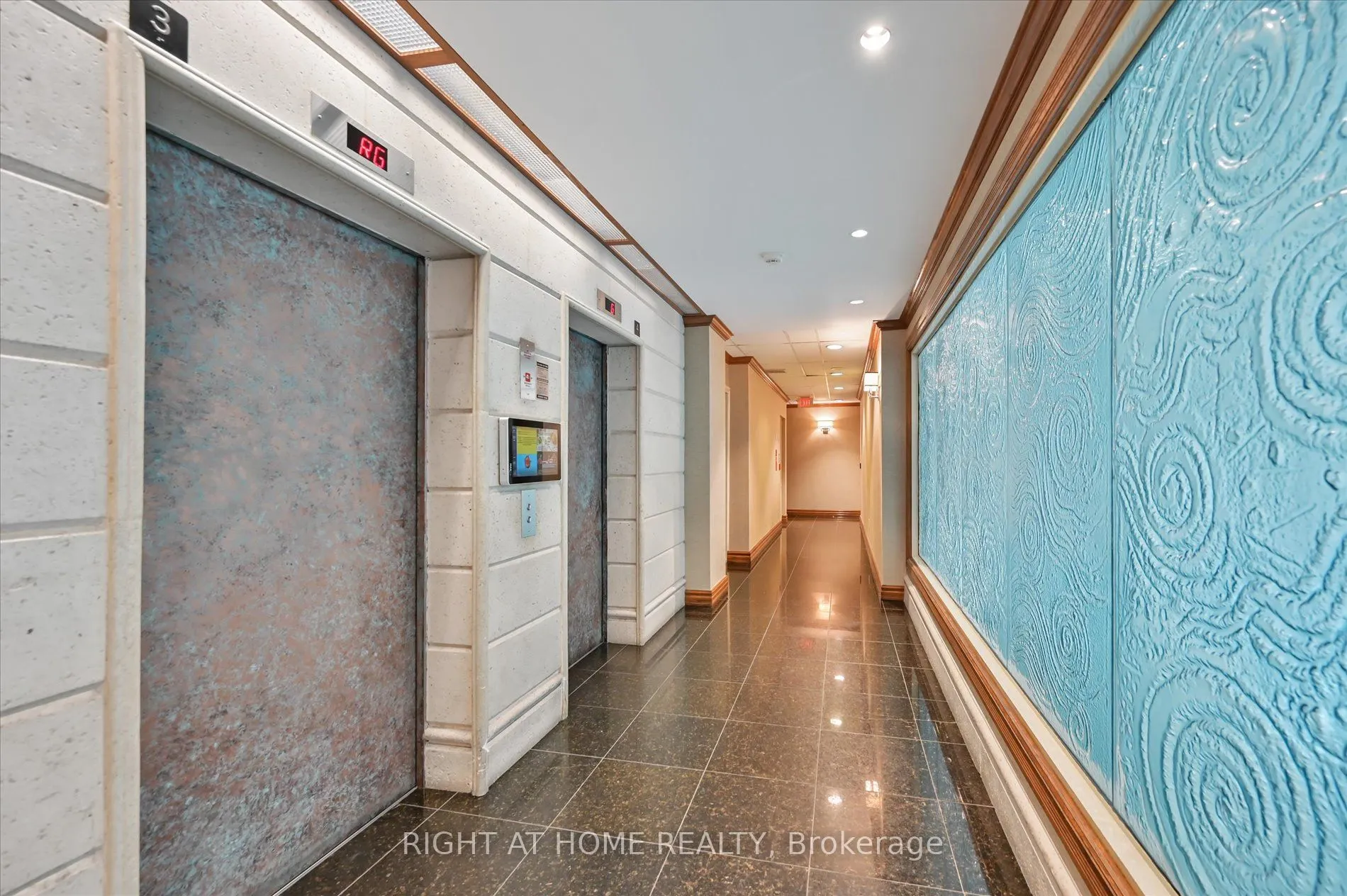 23 Lorraine Drive, #1118