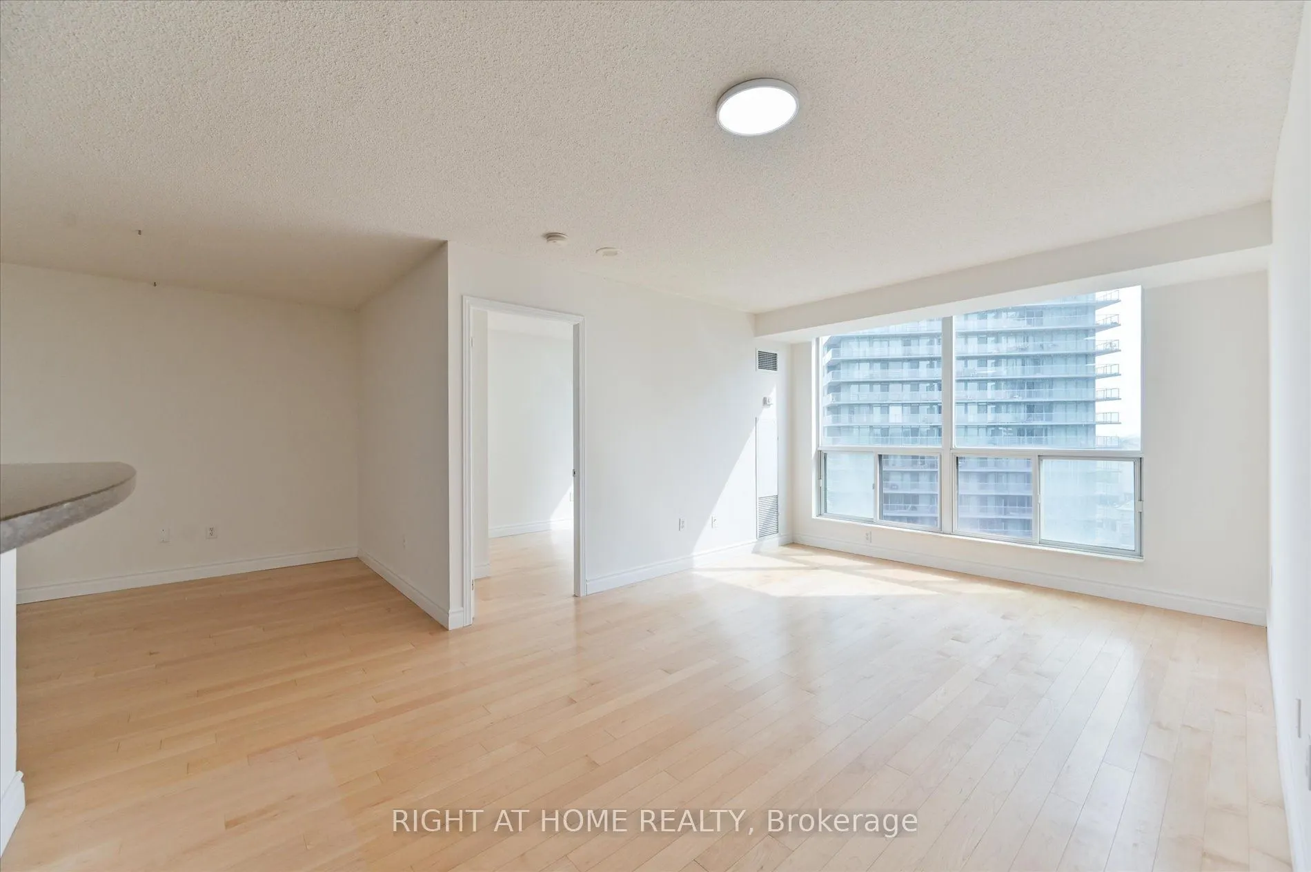 23 Lorraine Drive, #1118