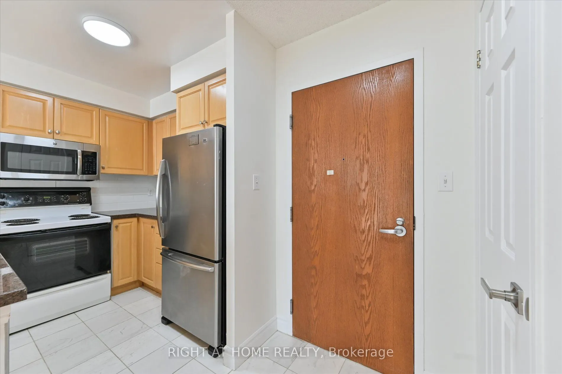 23 Lorraine Drive, #1118
