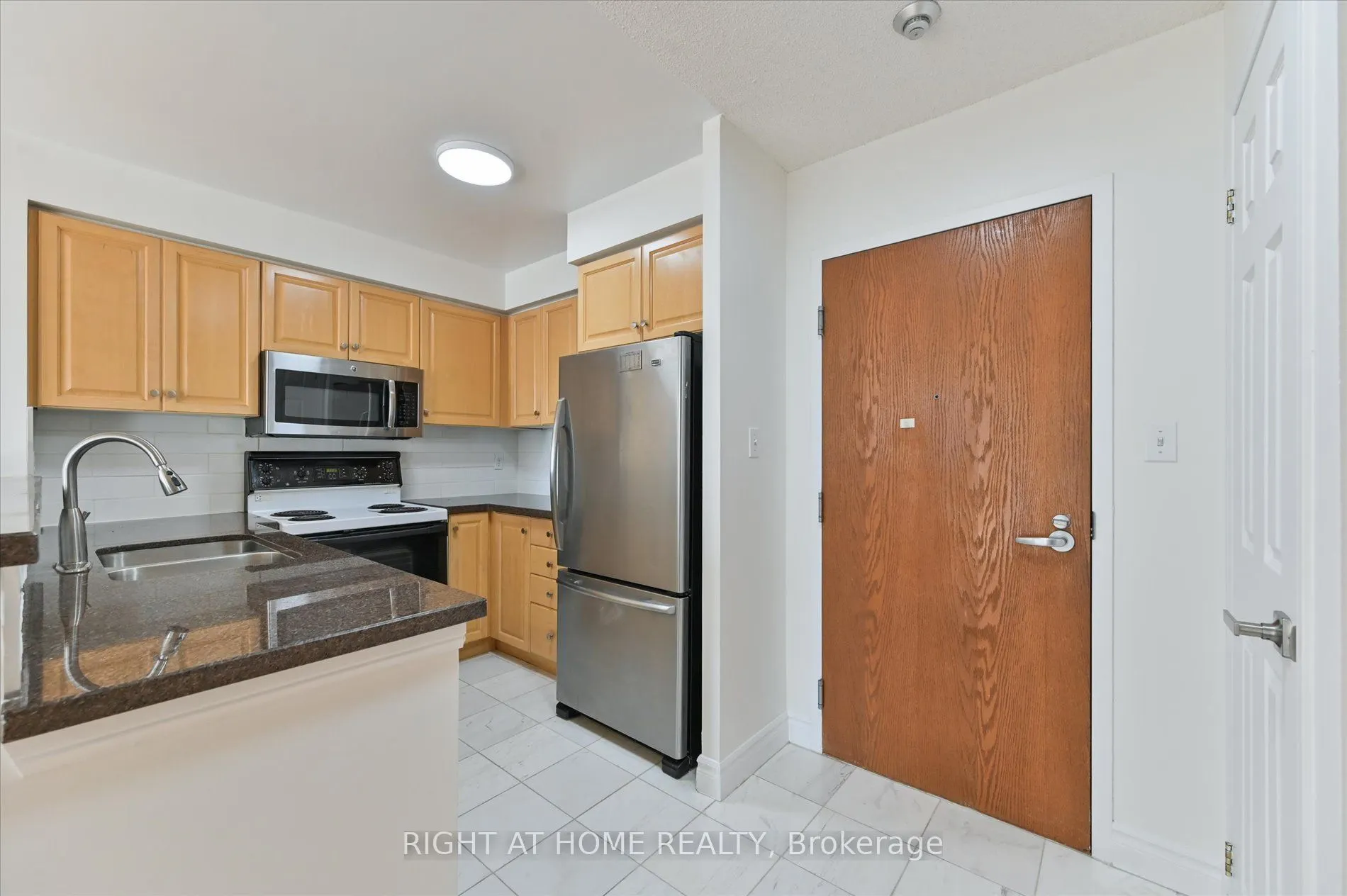 23 Lorraine Drive, #1118