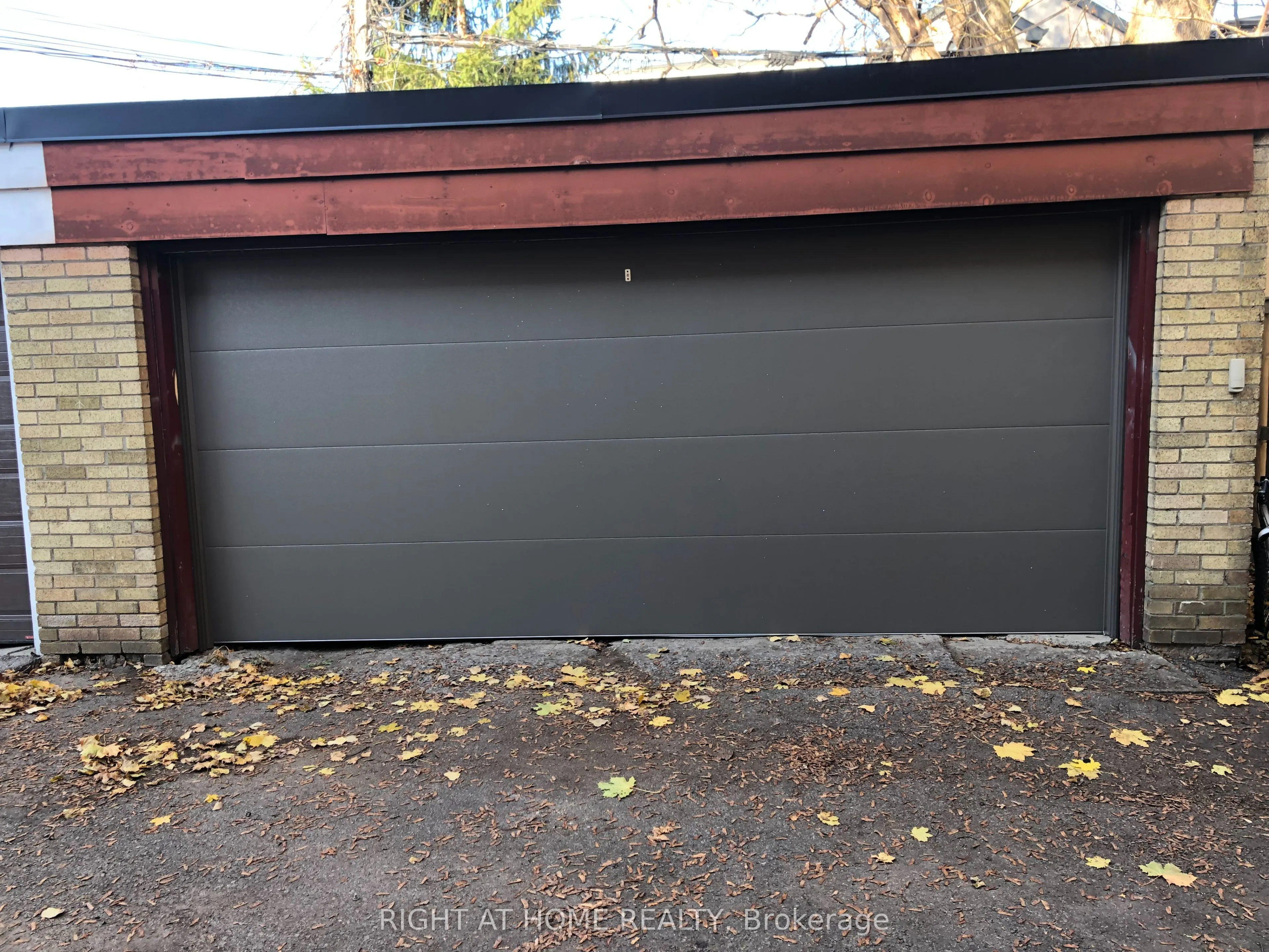 170 Bowood Avenue, #3