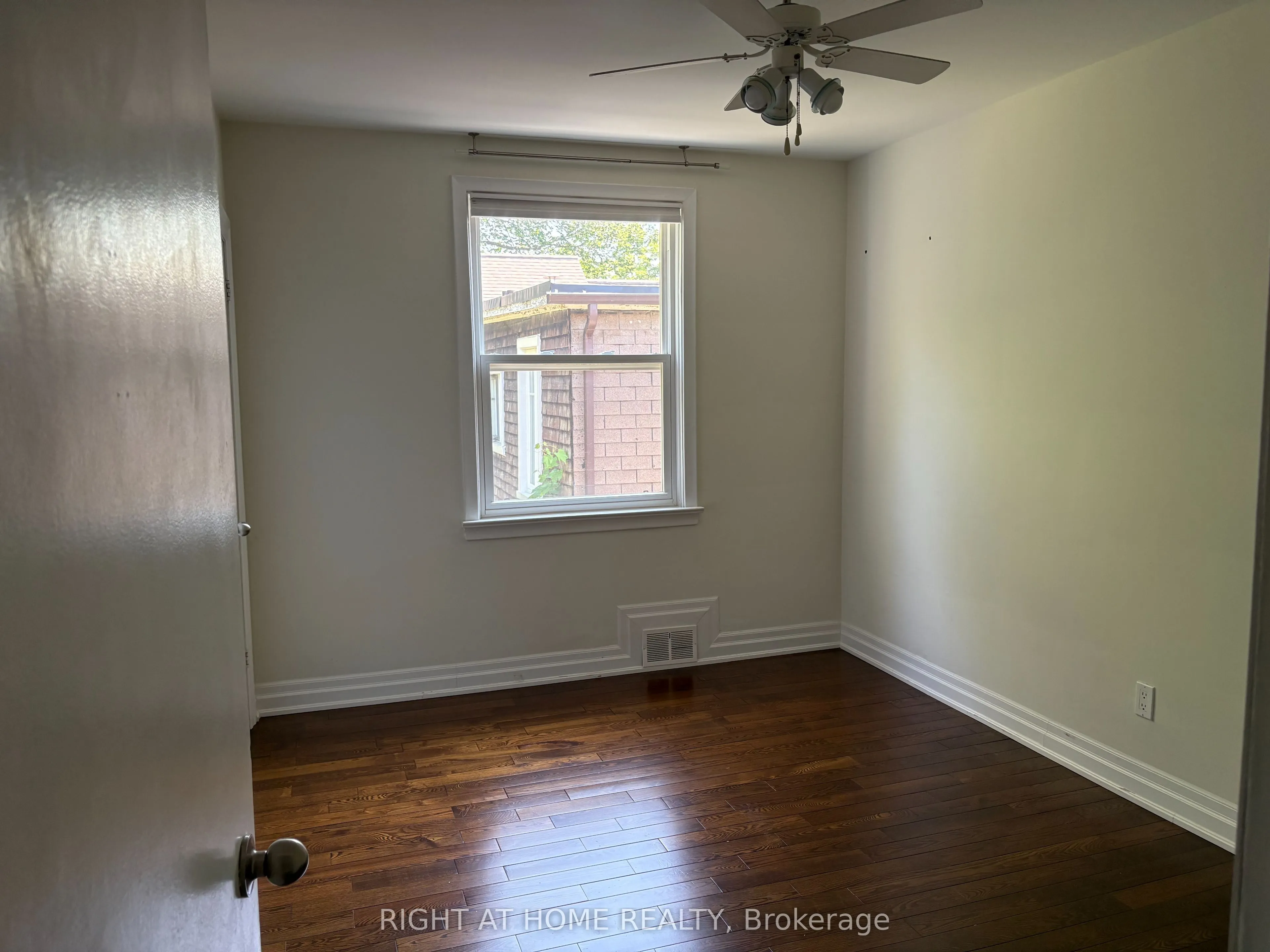 170 Bowood Avenue, #3