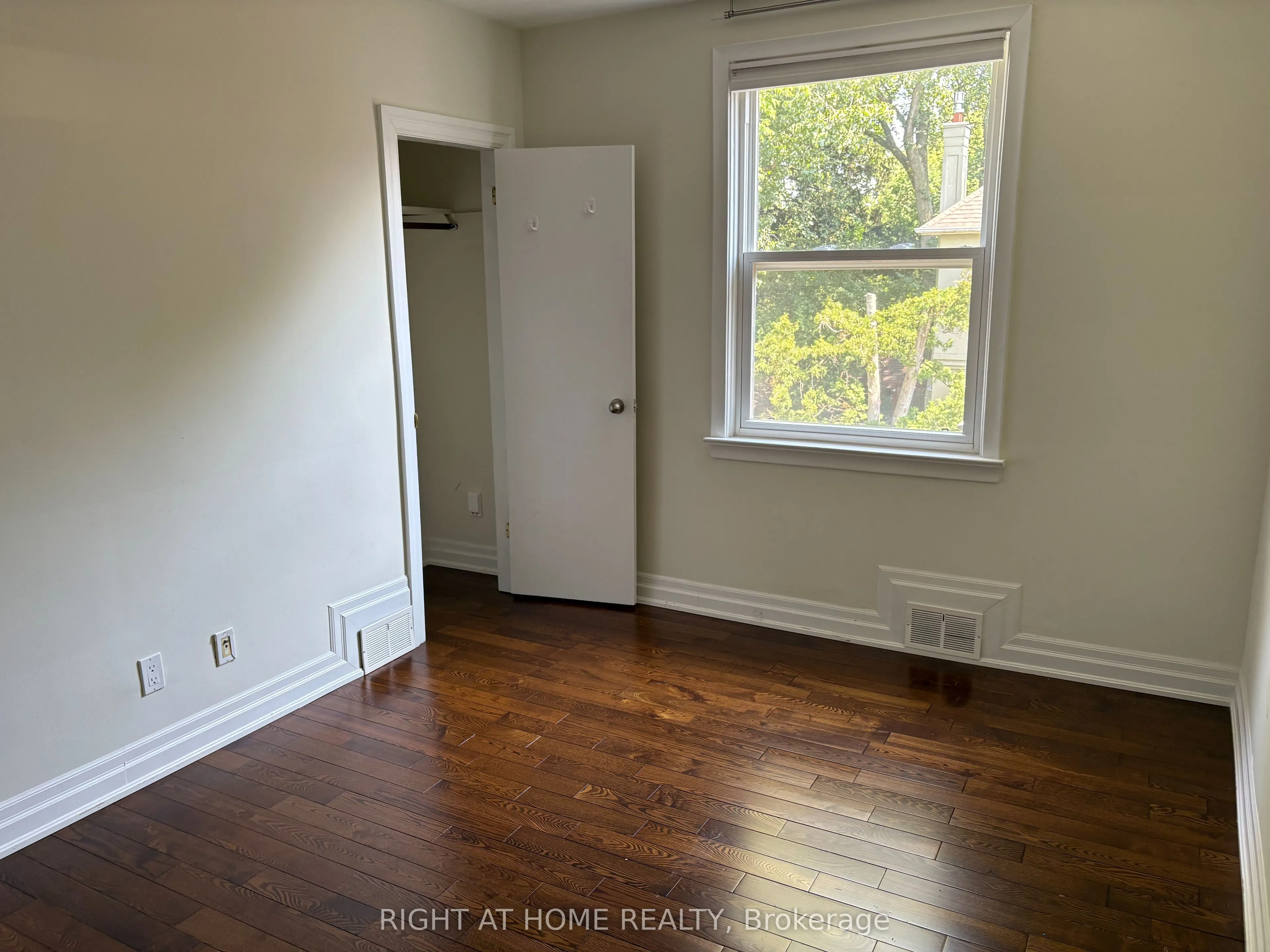 170 Bowood Avenue, #3