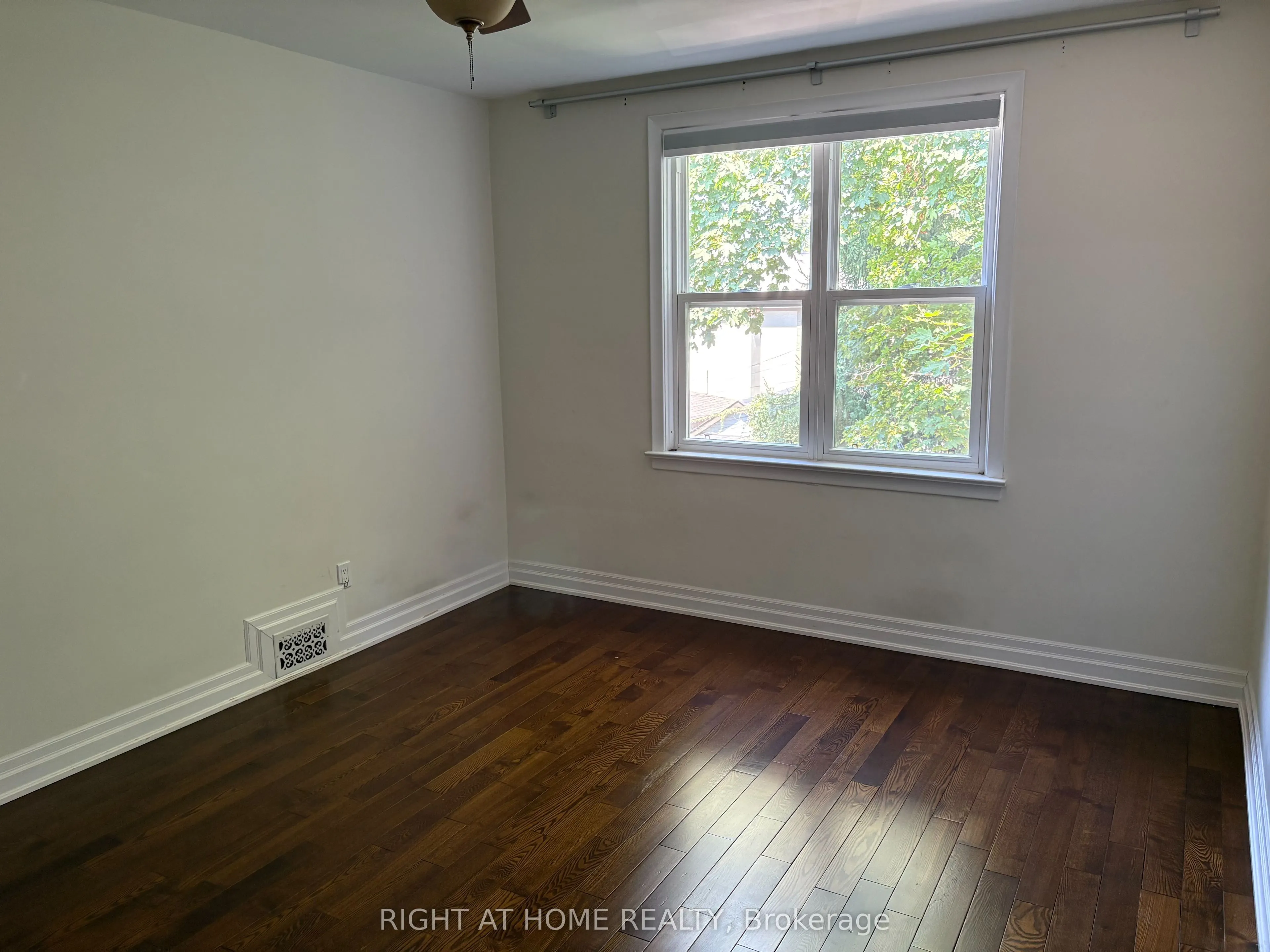 170 Bowood Avenue, #3