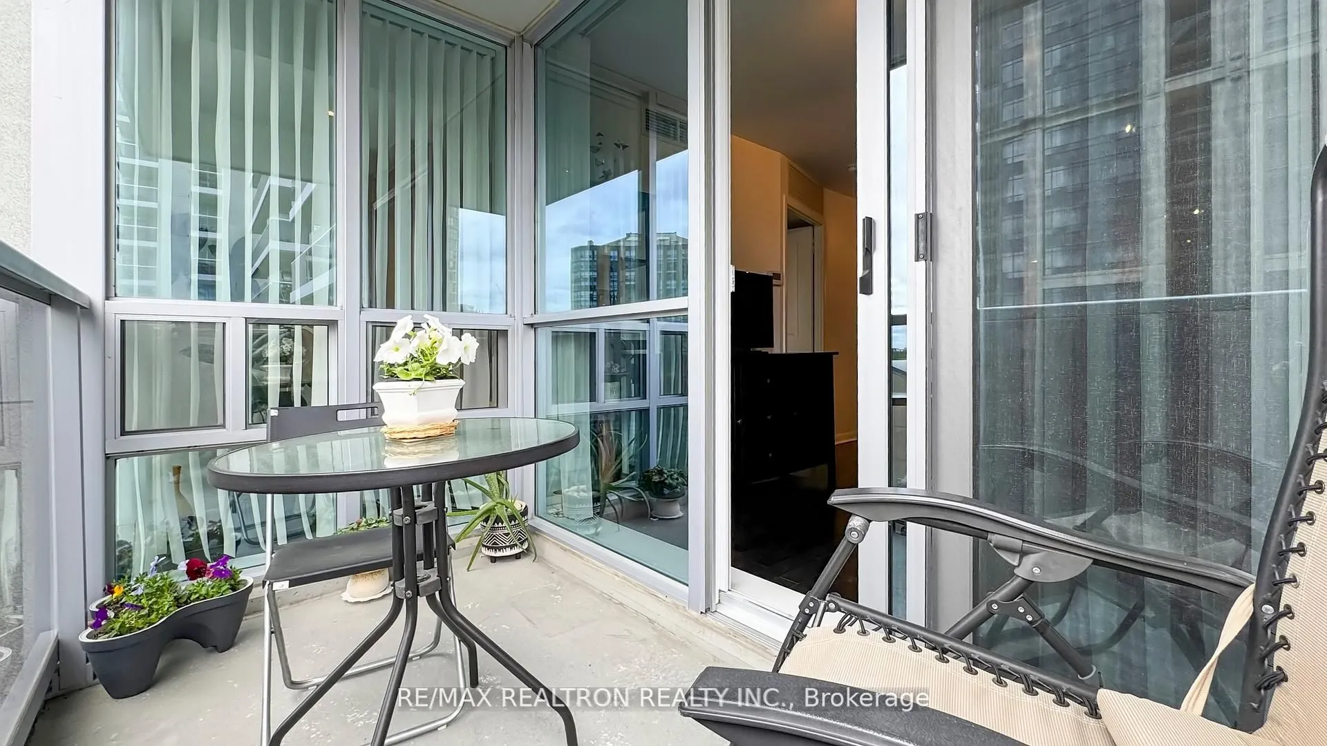 4978 Yonge Street, #1608