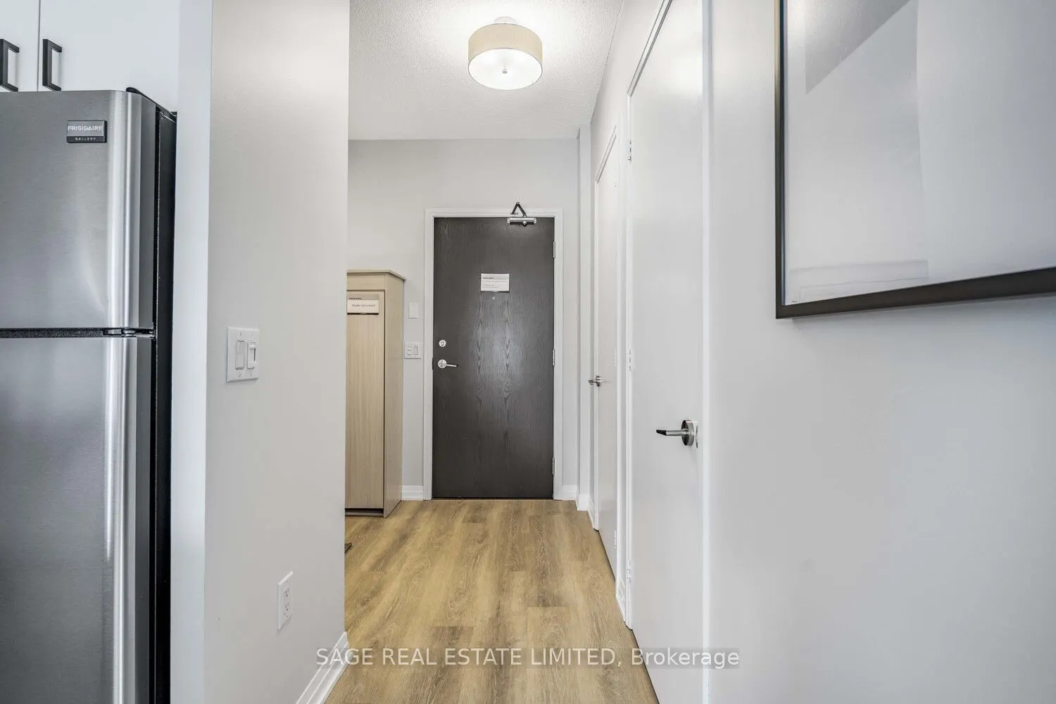 1 Cole Street, #804