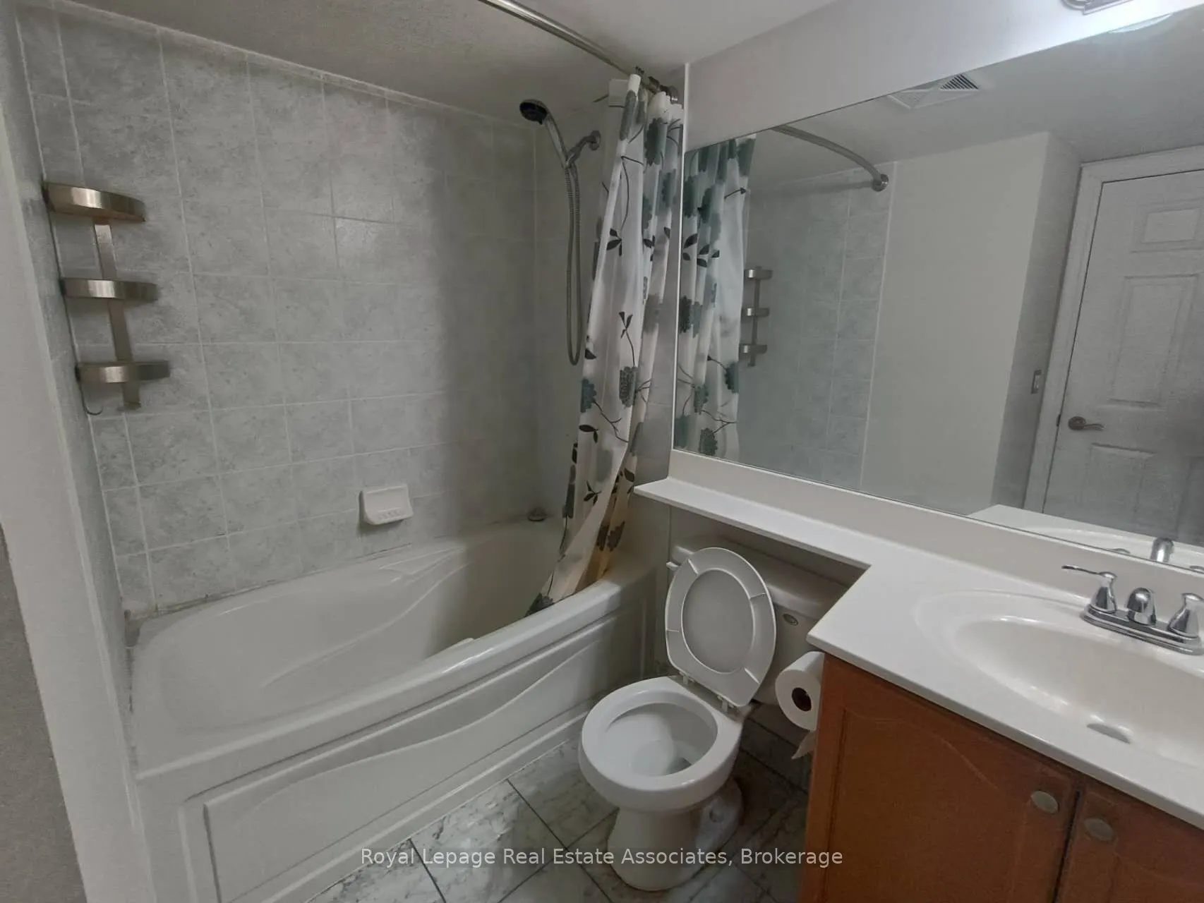 15 Greenview Avenue, #708