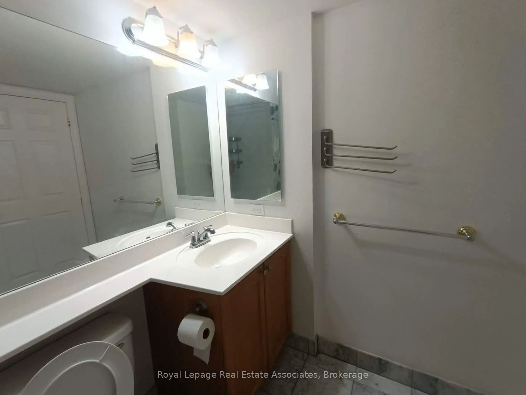 15 Greenview Avenue, #708