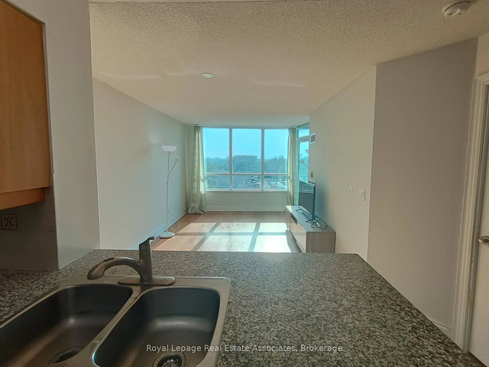 15 Greenview Avenue, #708