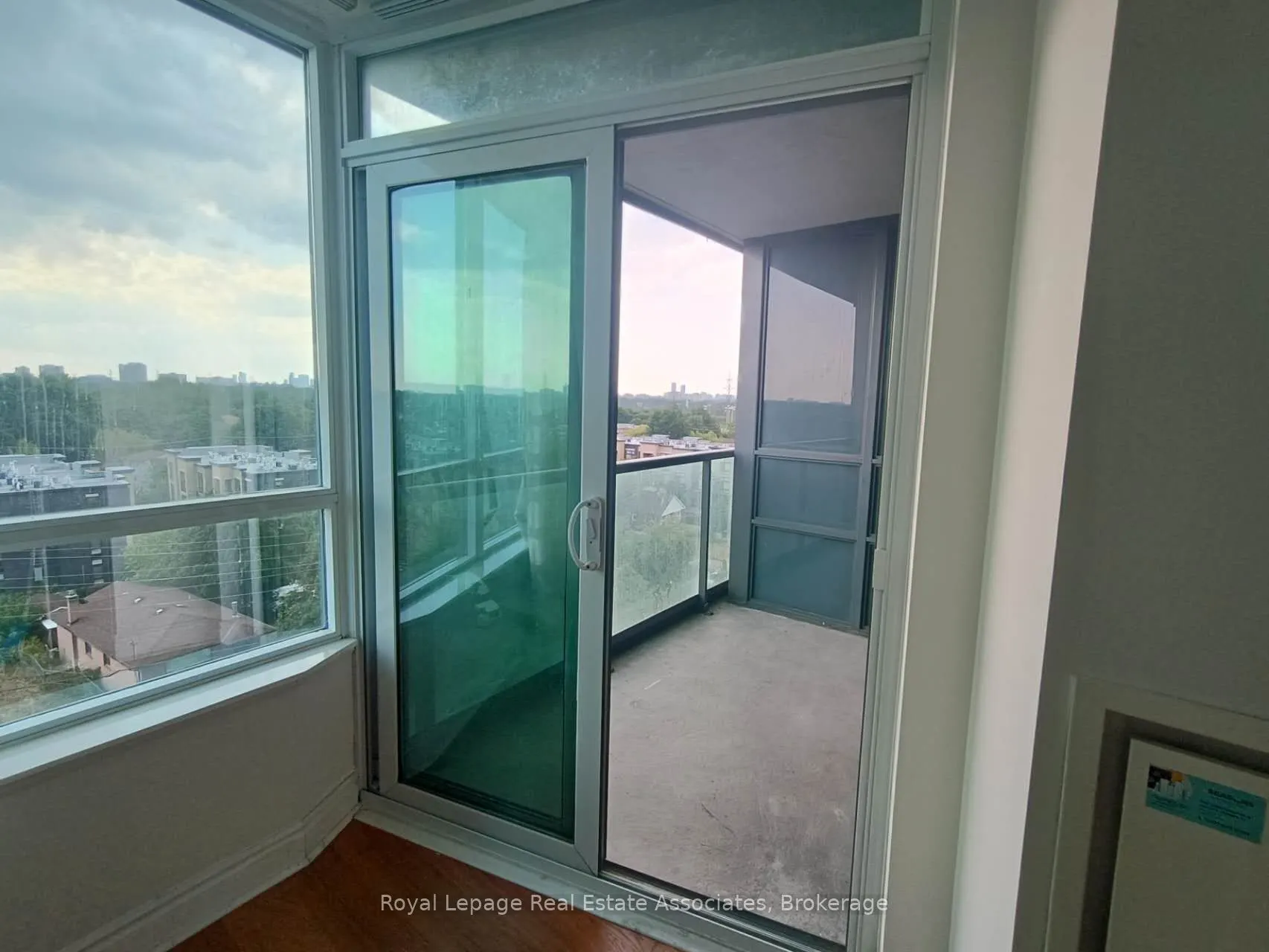 15 Greenview Avenue, #708
