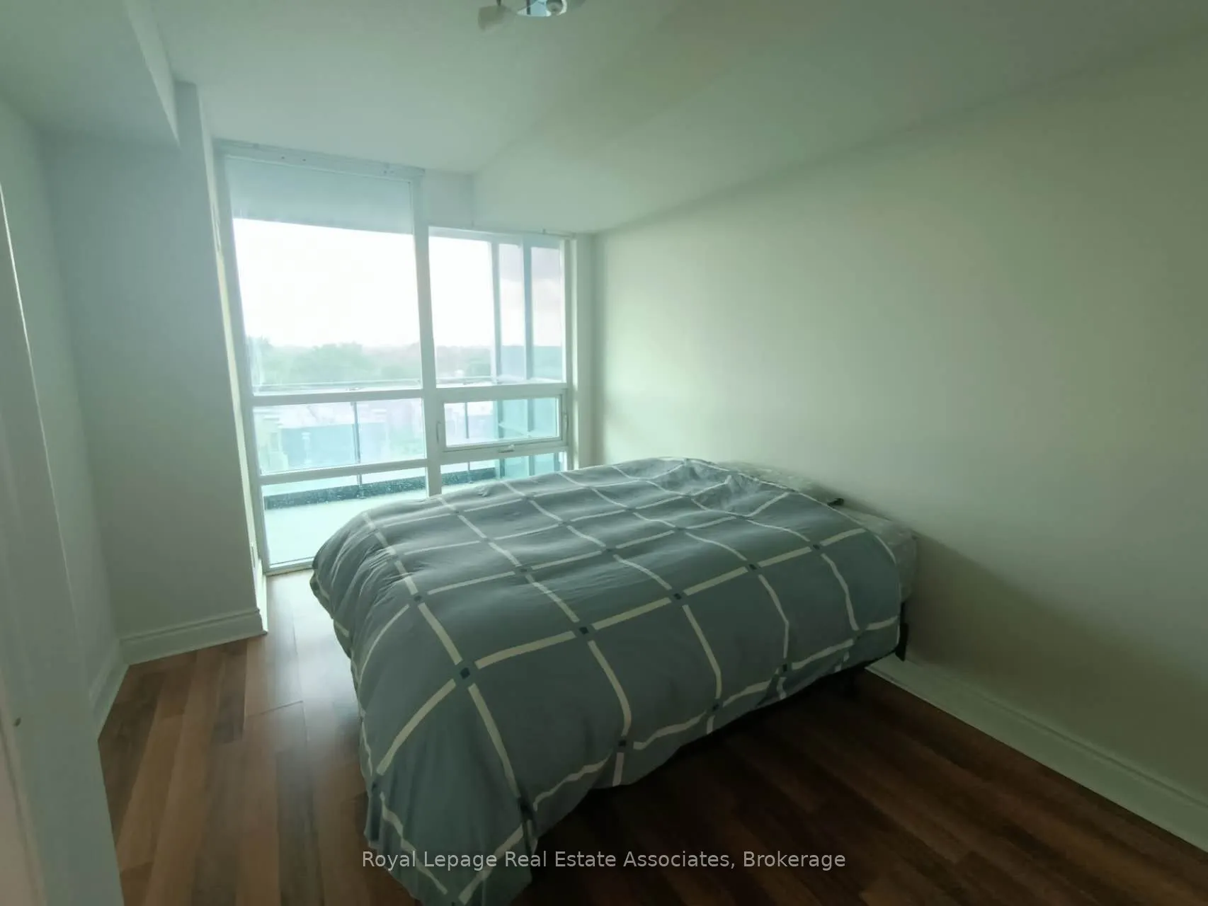 15 Greenview Avenue, #708