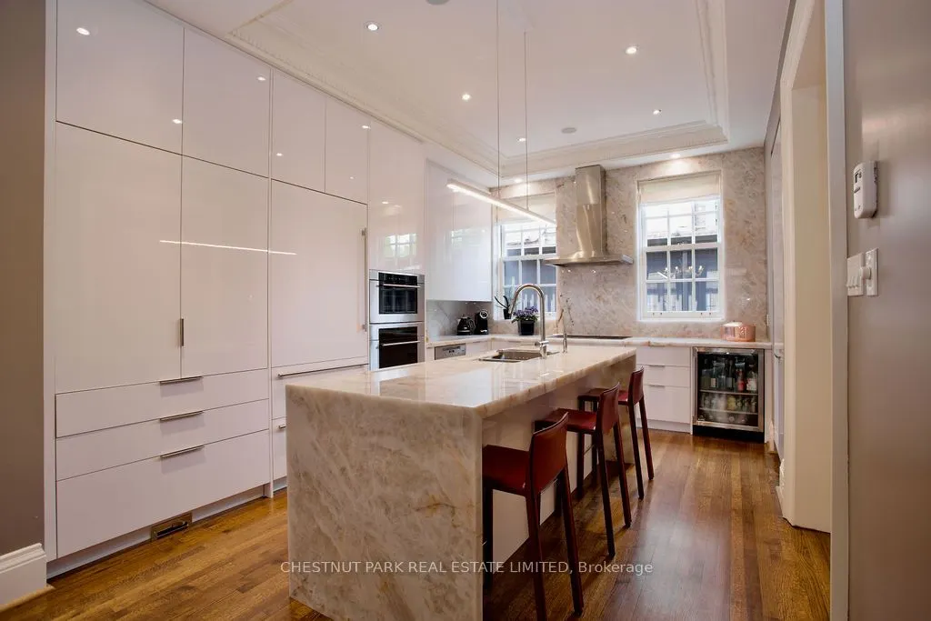 4 Corrigan Close