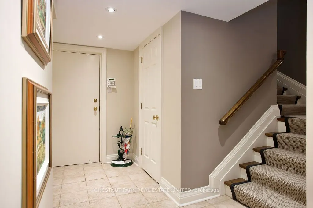 4 Corrigan Close