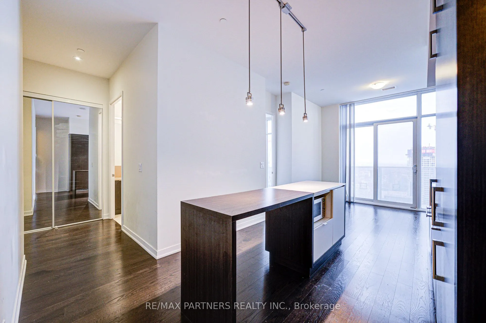100 Harbour Street, #6805