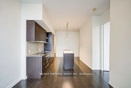 100 Harbour Street, #6805