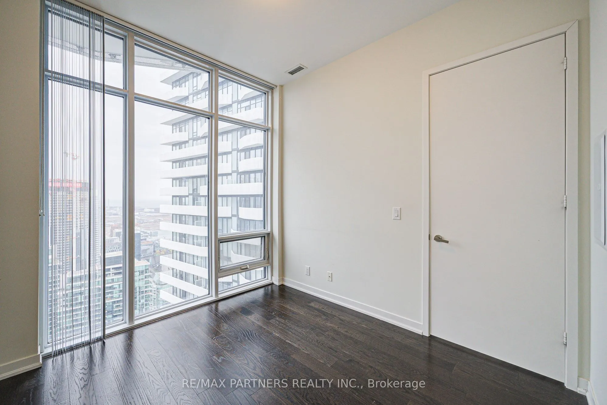 100 Harbour Street, #6805