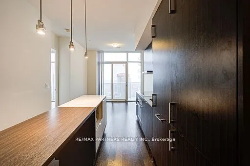 100 Harbour Street, #6805