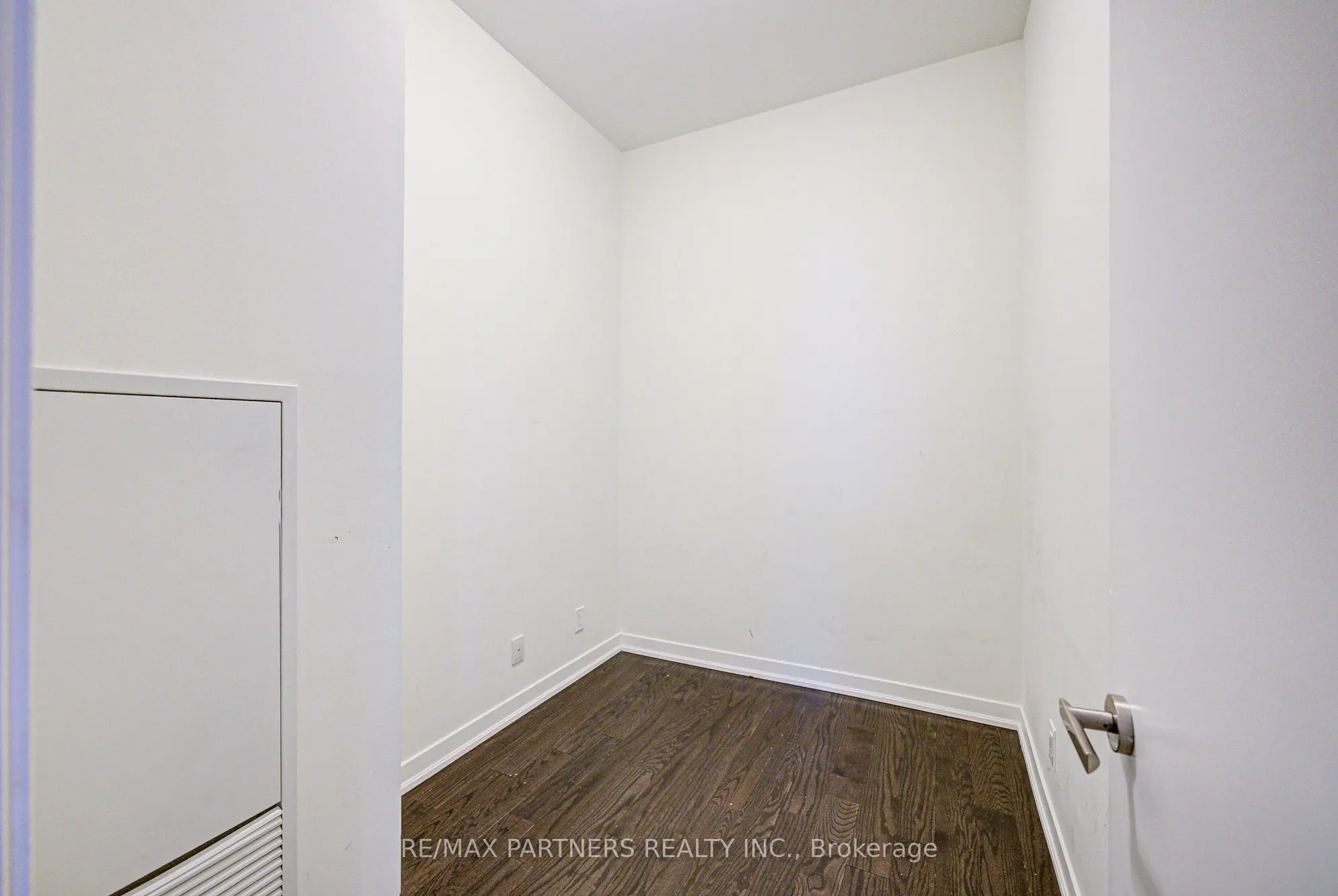 100 Harbour Street, #6805