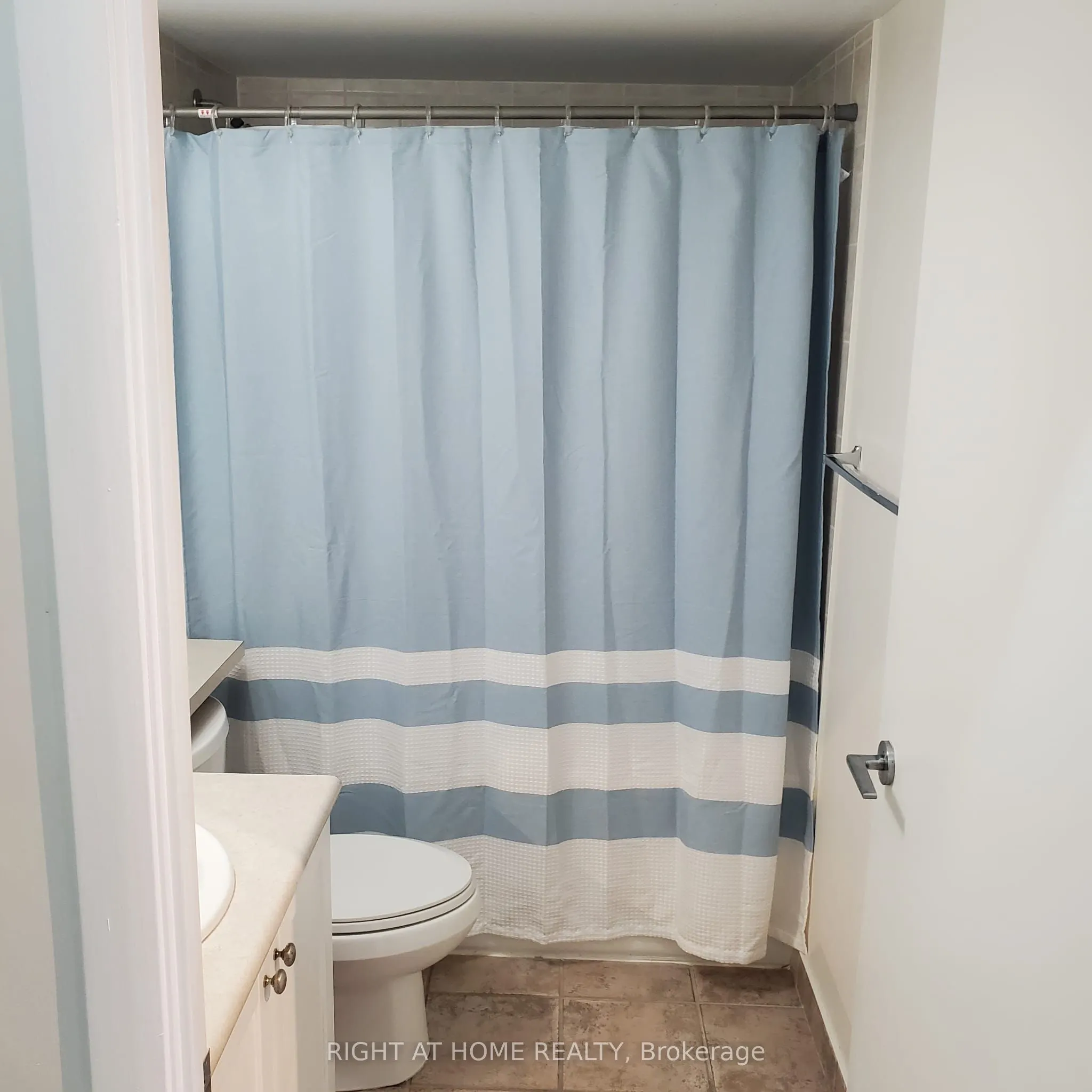 231 Fort York Boulevard, #115