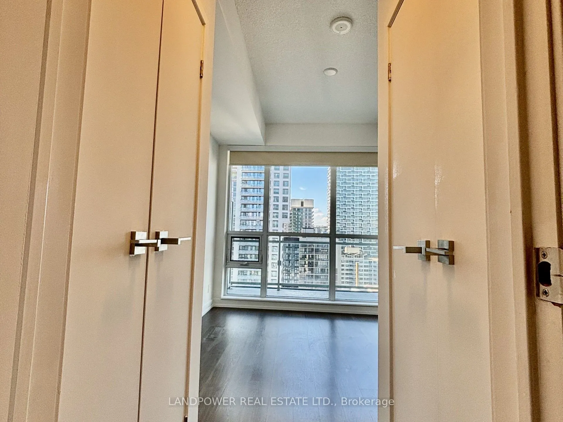 89 Dunfield Avenue, #1704