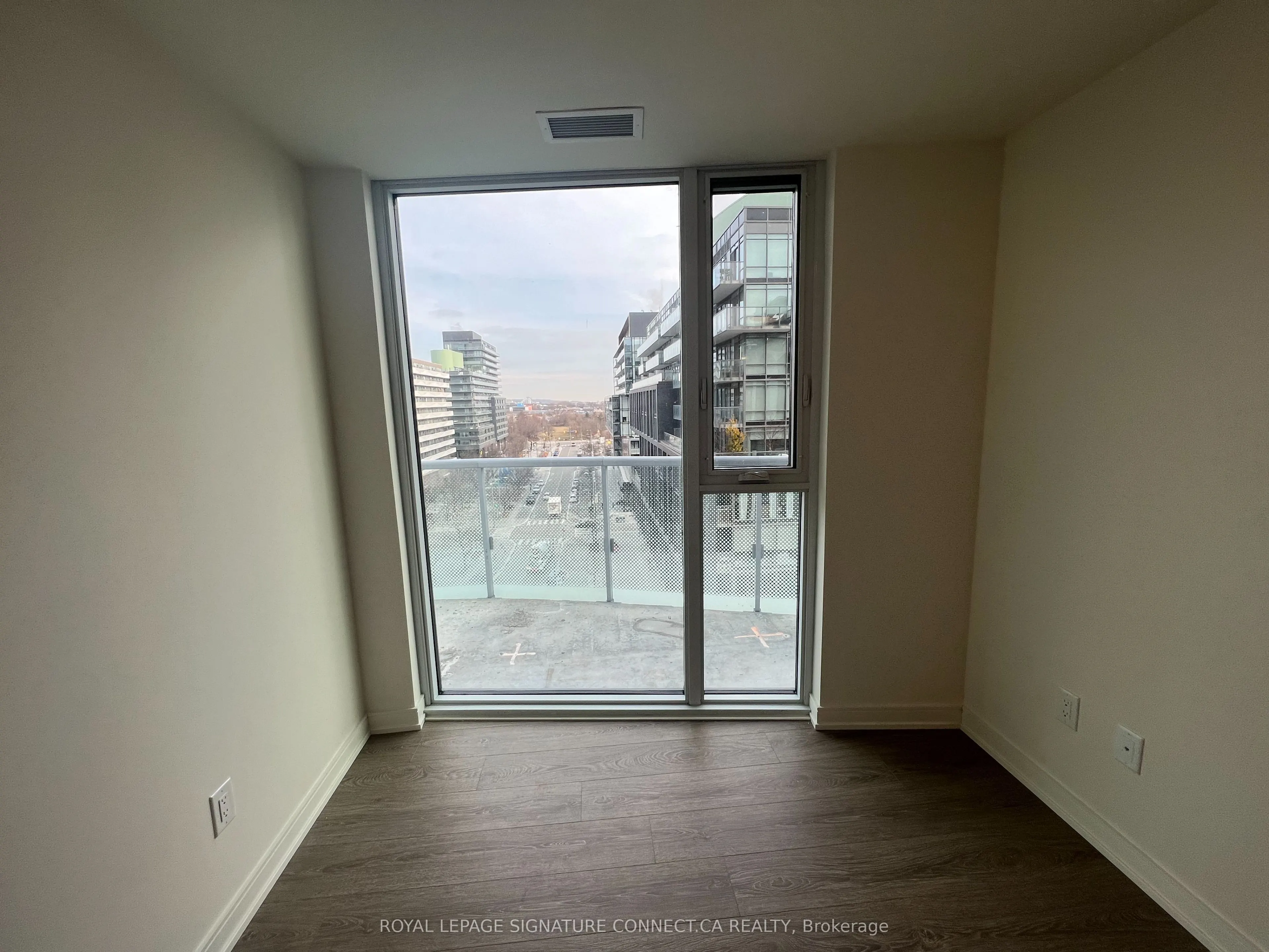 425 Front Street E, #805