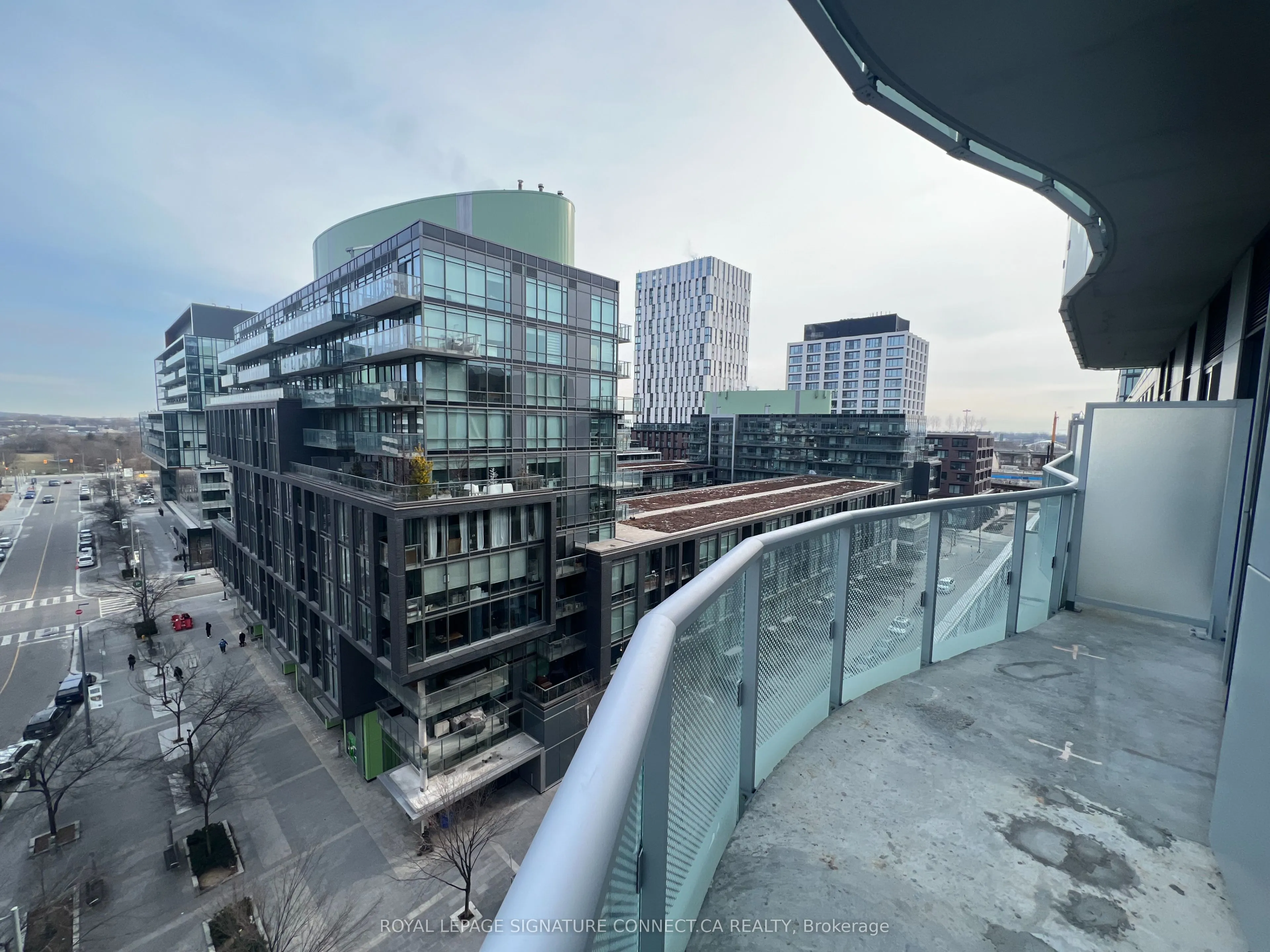 425 Front Street E, #805