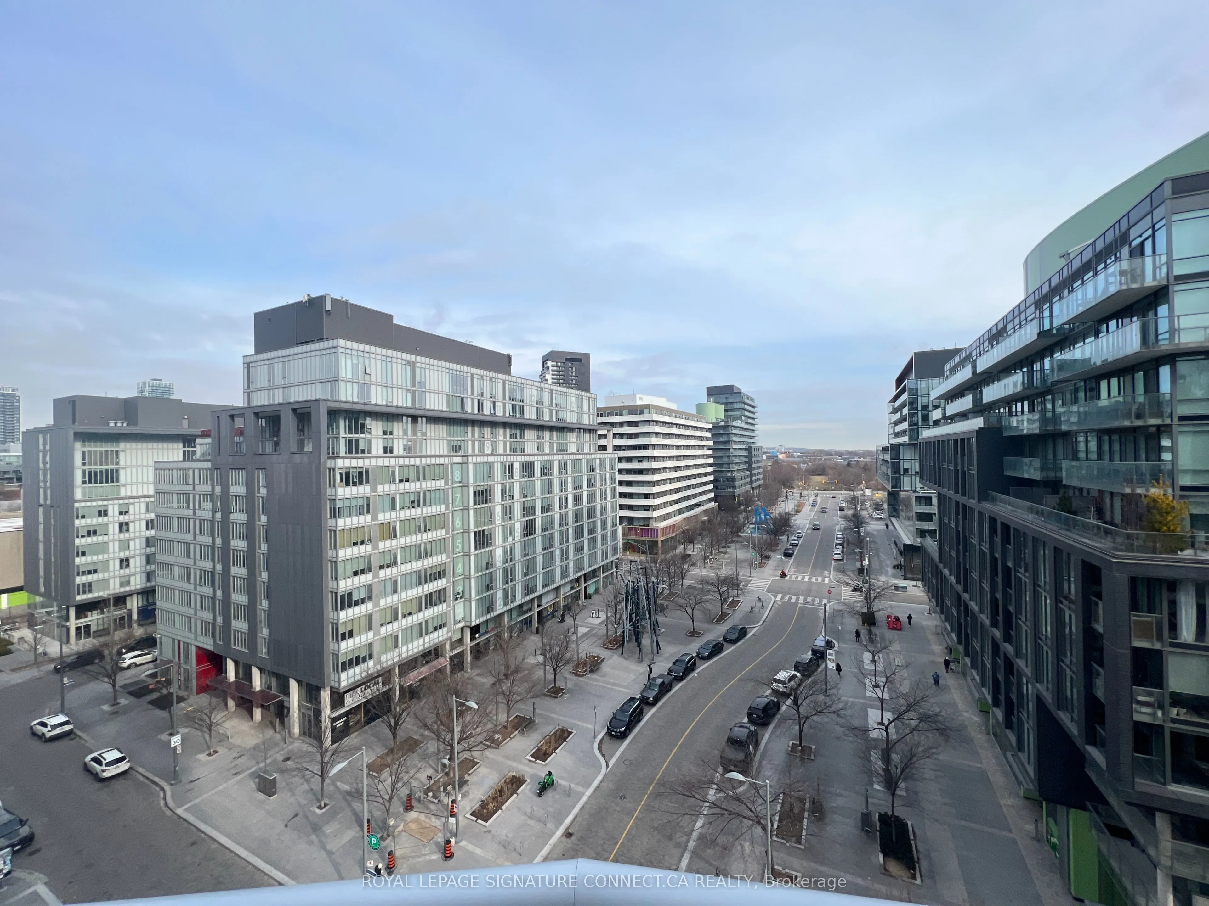 425 Front Street E, #805