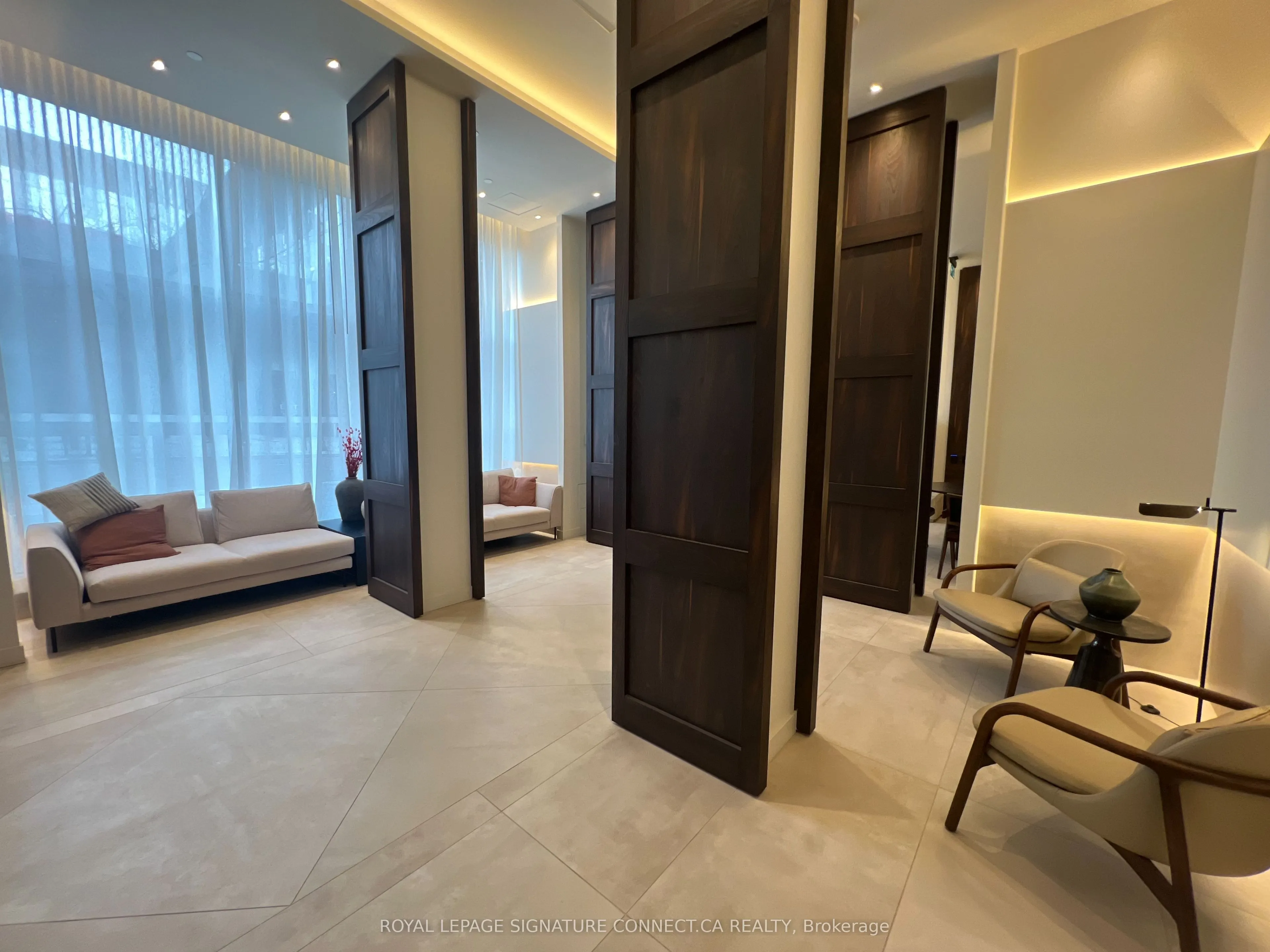425 Front Street E, #805
