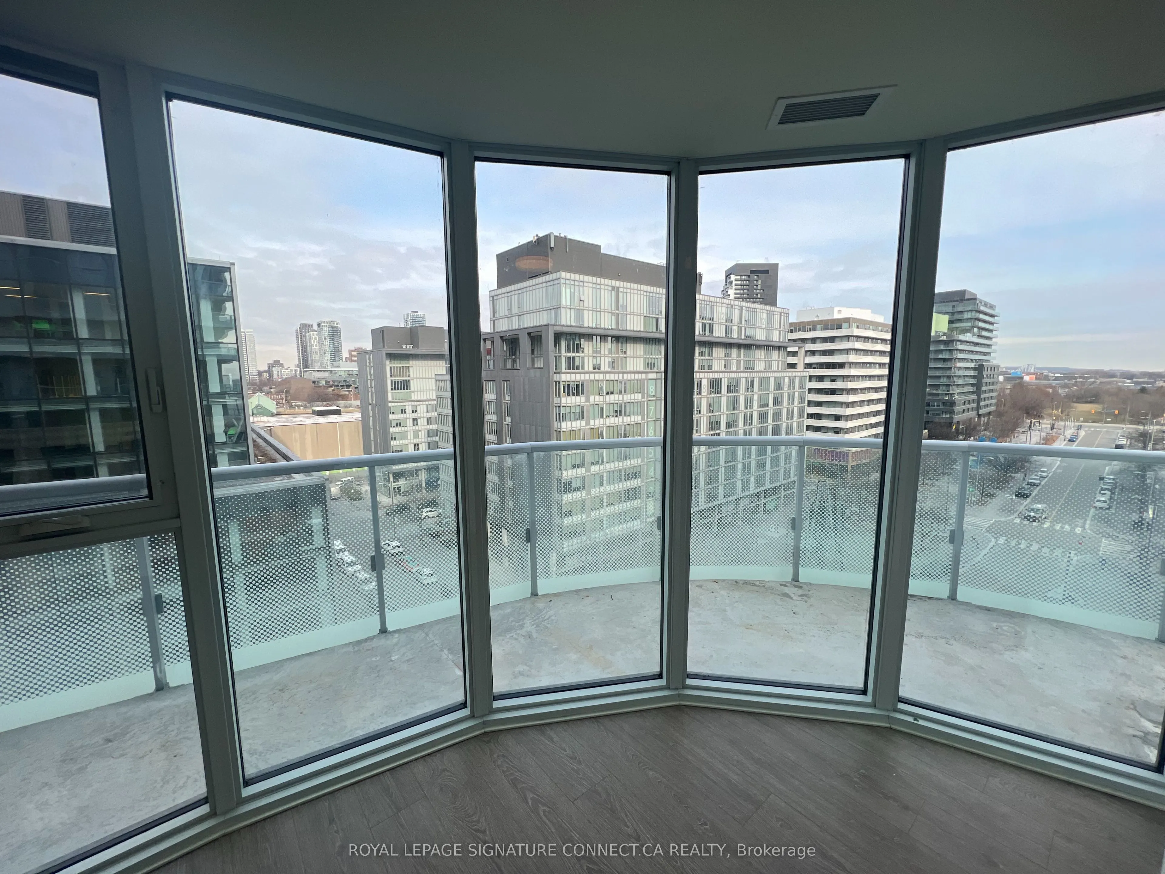 425 Front Street E, #805