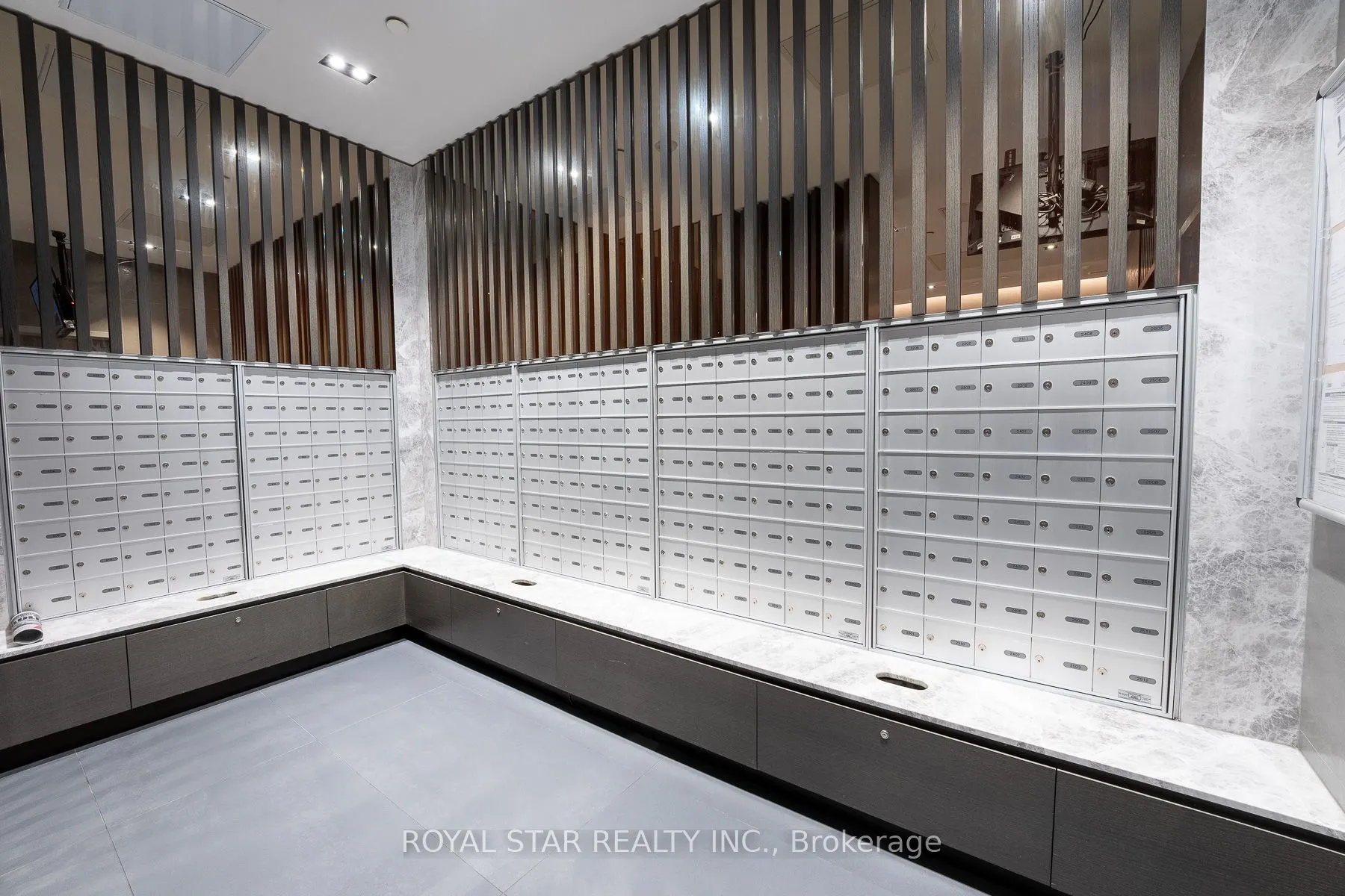 215 Queen Street W, #601