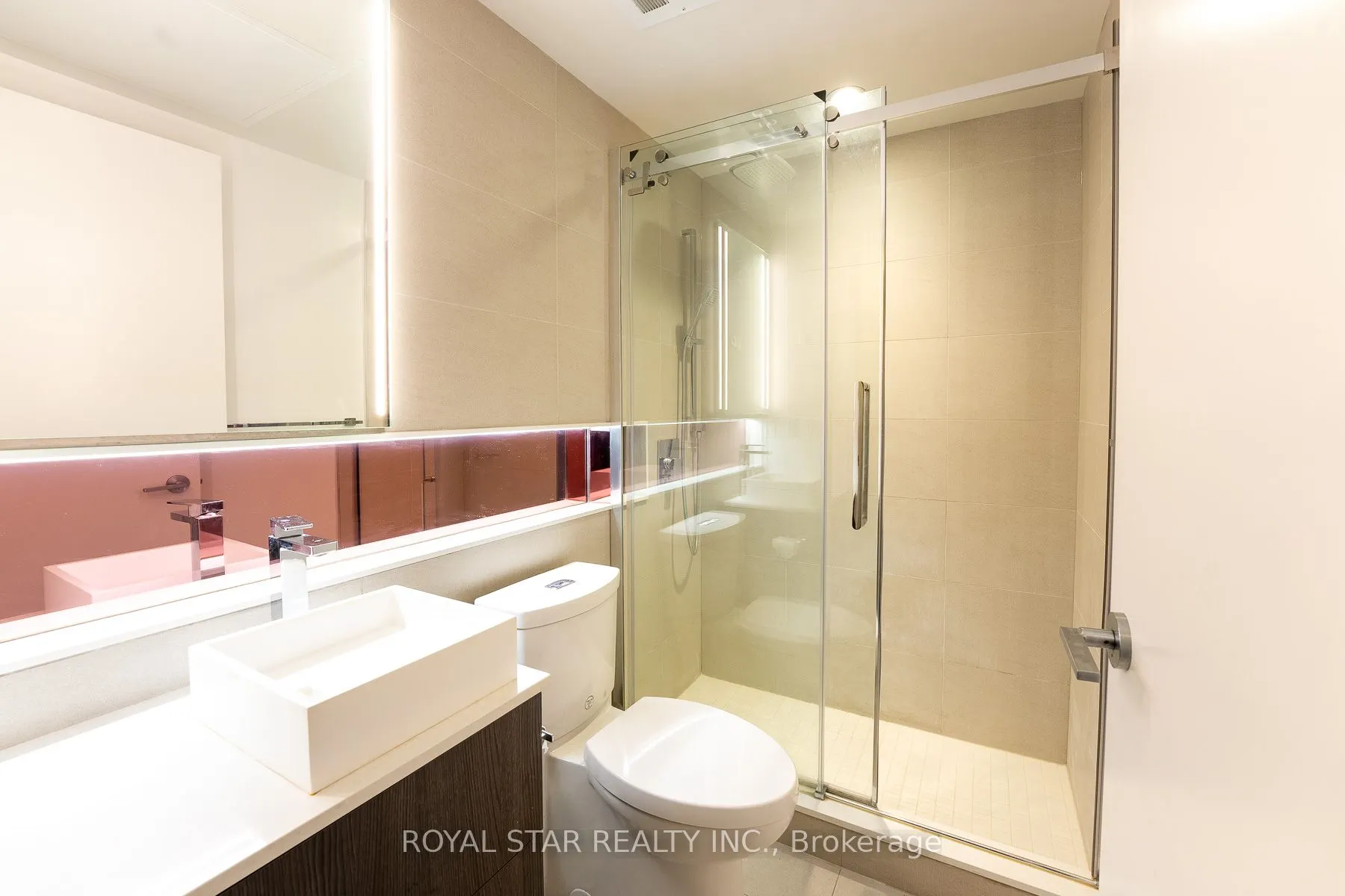 215 Queen Street W, #601